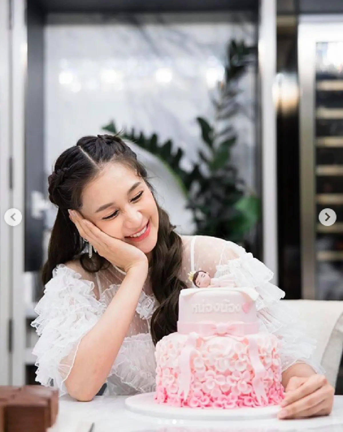 “เนย โชติกา” เผยเพศลูกคนที่สองแล้ว คนแห่ร่วมยินดีพรึ่บ