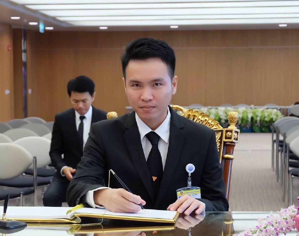 ส.ส.ส้มหวานแปดริ้วยันย้ายพรรคทำเพื่อประโยชน์ให้ฉะเชิงเทรามากที่สุด ส.ส.ส้มหวานแปดริ้วยันย้ายพรรคทำเพื่อประโยชน์ให้ฉะเชิงเทรามากที่สุด