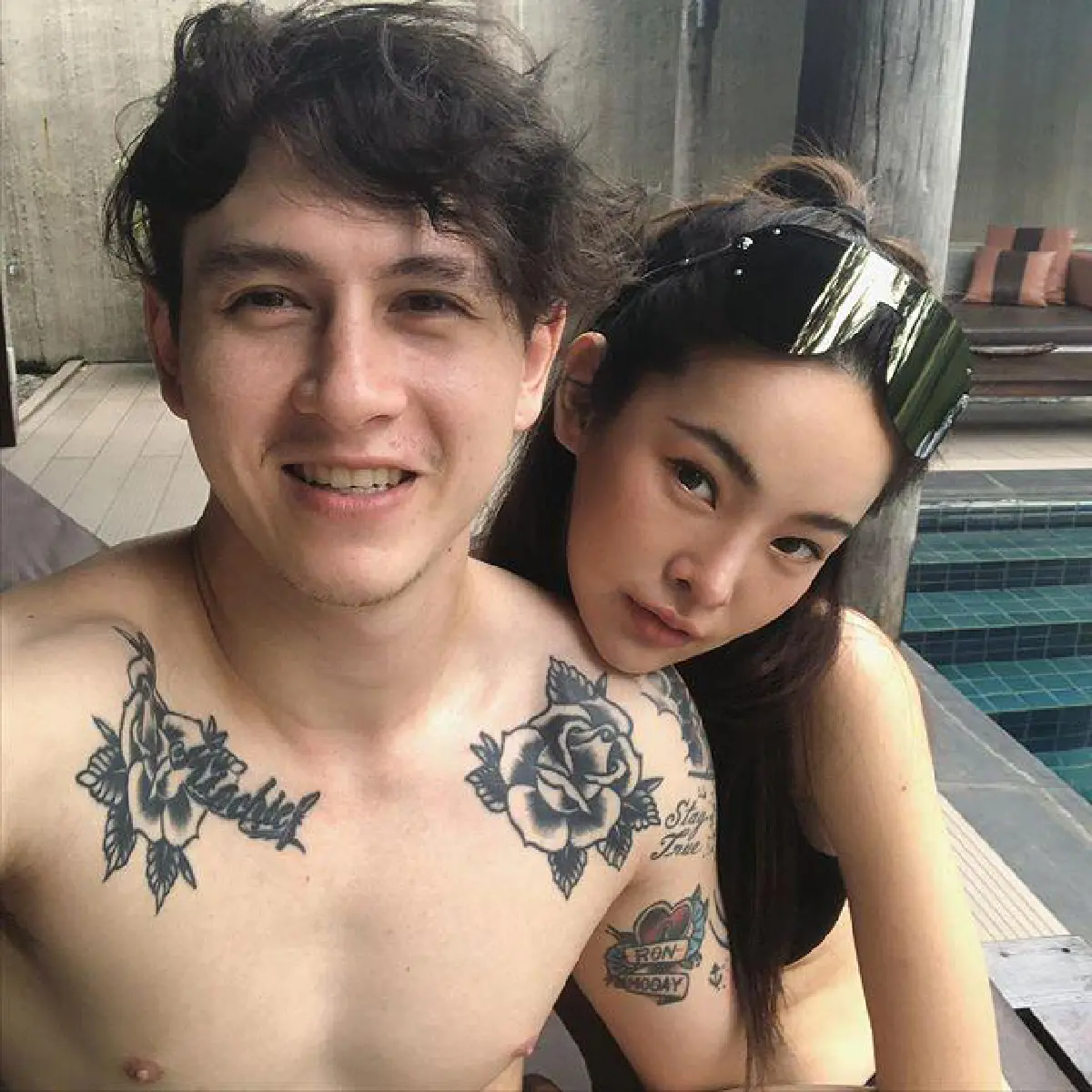 ฝันที่เป็นจริง! กวินท์ ดูวาล อุ้มภรรยาชมบ้านหลังใหม่ด้วยความปลื้มใจ