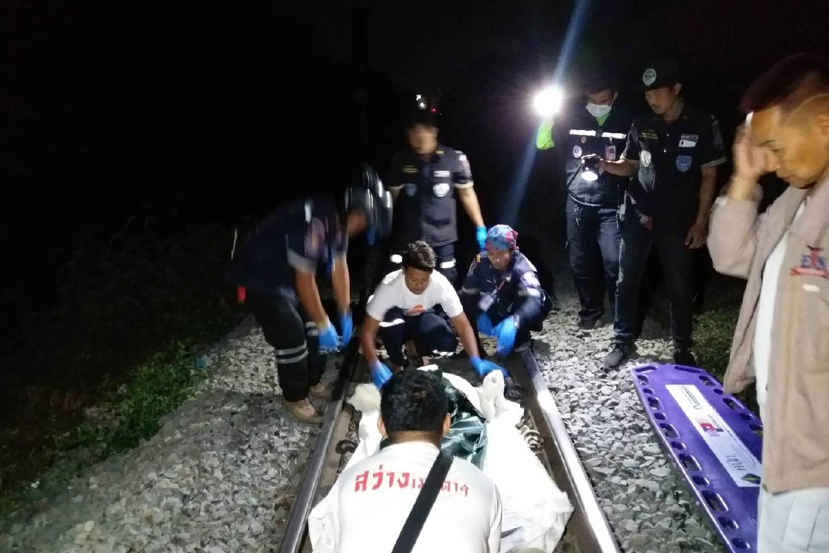 รถไฟทับหนุ่มบุรีรัมย์กลางเมืองโคราช ร่างขาด2ท่อนตายสยอง