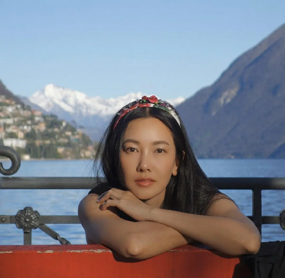 สวยทั้งคนและวิว! นุ่น วรนุช โพสเซ็กซี่ริมสระท้าลมหนาวที่สวิตเซอร์แลนด์