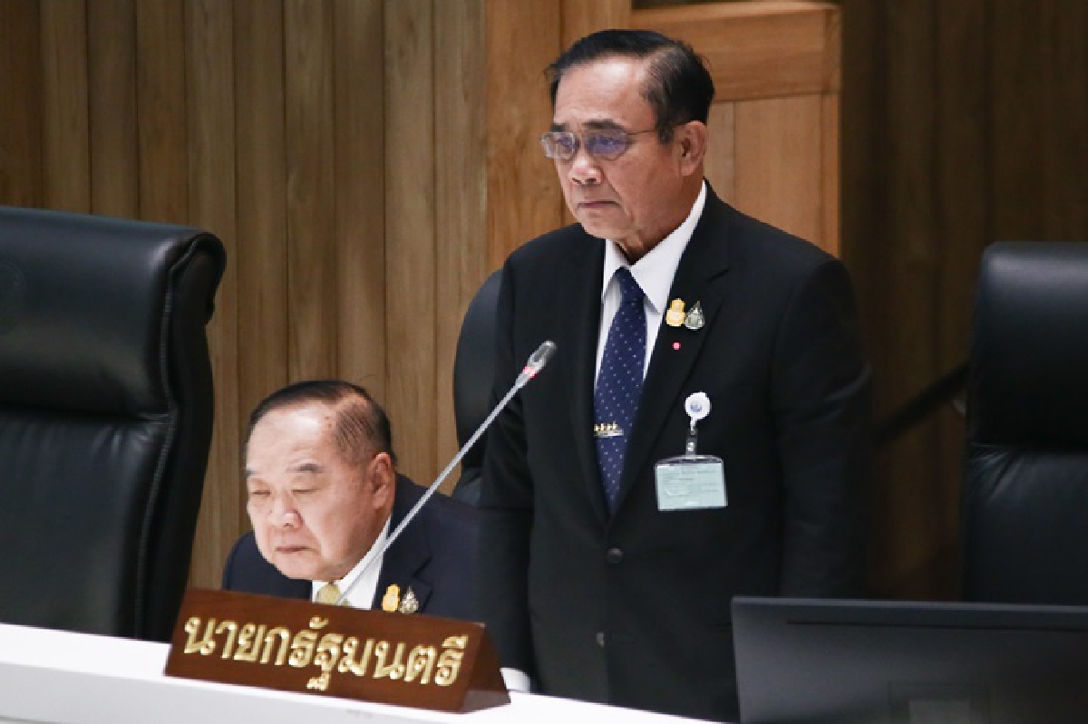 "บิ๊กตู่"โต้ฝ่ายค้านให้ครม.ช่วยแจงซักฟอก เหตุโครงการหนึ่งโยงหลายกระทรวง "บิ๊กตู่"โต้ฝ่ายค้านให้ครม.ช่วยแจงซักฟอก เหตุโครงการหนึ่งโยงหลายกระทรวง
