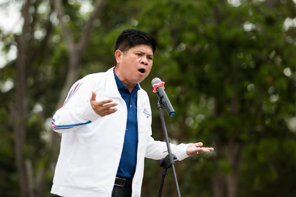 "แรมโบ้" เย้ย เพื่อไทย "ยุทธการอรุณรุ่งริ่ง" ซักฟอกเปรียบดังมวยล้มต้มคนดู "แรมโบ้" เย้ย เพื่อไทย "ยุทธการอรุณรุ่งริ่ง" ซักฟอกเปรียบดังมวยล้มต้มคนดู