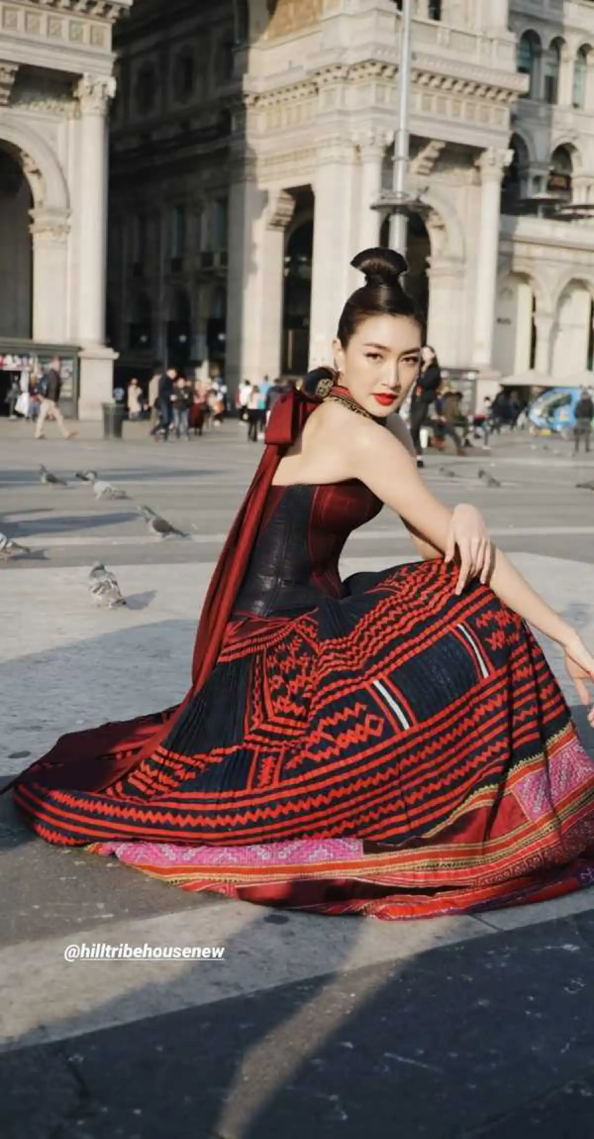 ชุดไม่แดงไม่มีแรงเดิน! แพนเค้ก จัดเต็มความปังกับแฟชั่นสุดเริ่ดในทริปมิลาน (คลิป)