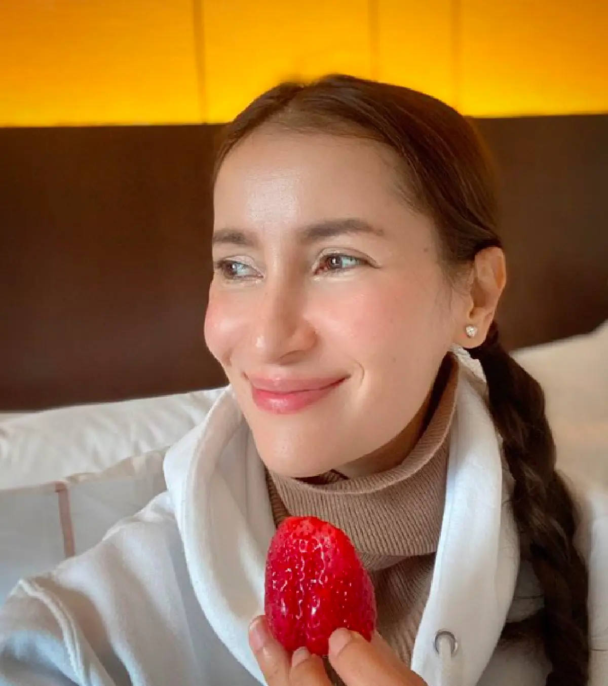 “แอน ทองประสม” ถูกทวงความรับผิดชอบ หลังเพิ่งกลับจากญี่ปุ่นโพสต์รูปนั่งชิว 