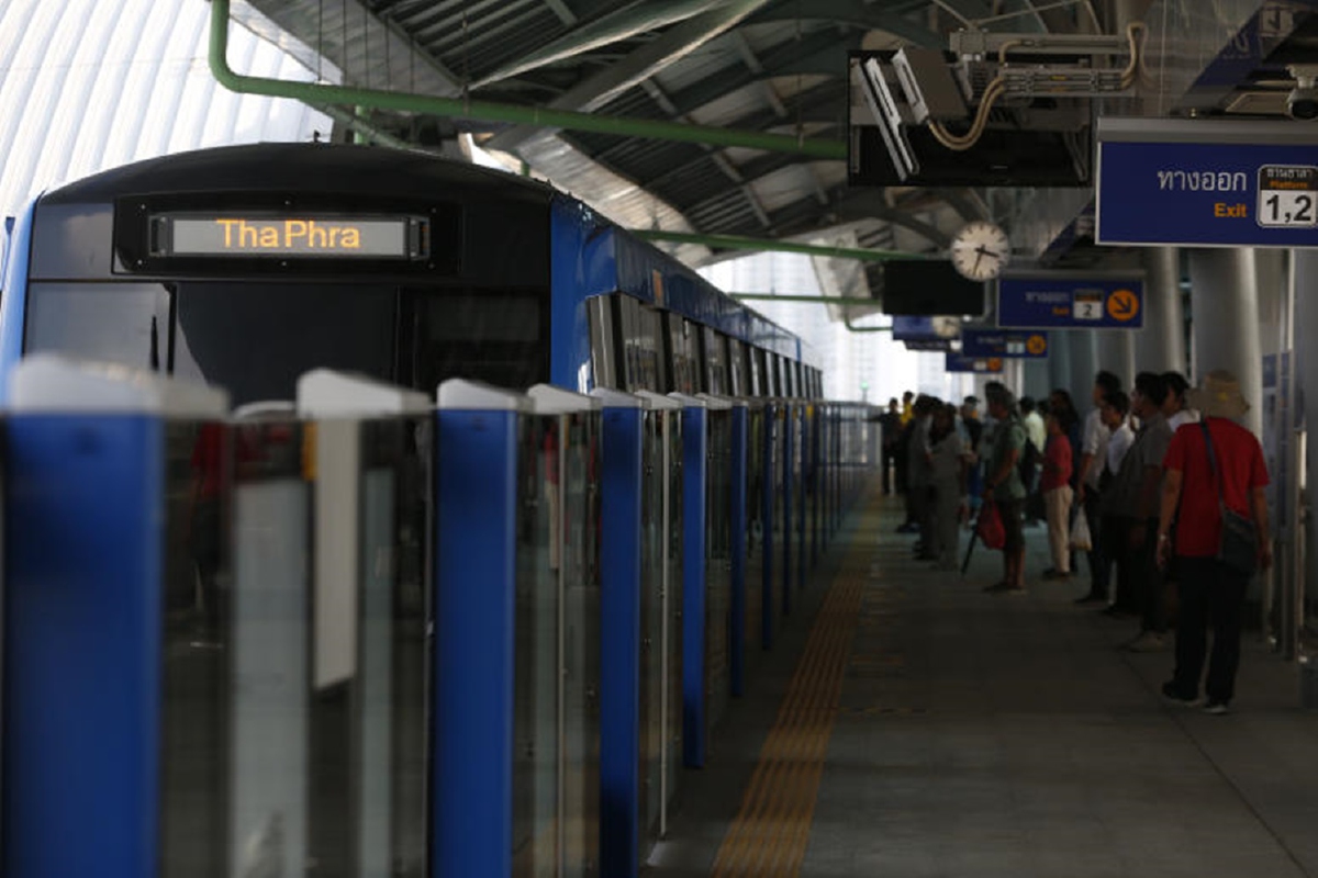 นั่งกันยาวๆไม่ต้องแวะเตาปูน รถไฟฟ้าสีน้ำเงินส่วนขยาย บางโพ-สถานีจรัญฯ13 เริ่ม 1 มี.ค.นี้ นั่งกันยาวๆไม่ต้องแวะเตาปูน รถไฟฟ้าสีน้ำเงินส่วนขยาย บางโพ-สถานีจรัญฯ13 เริ่ม 1 มี.ค.นี้