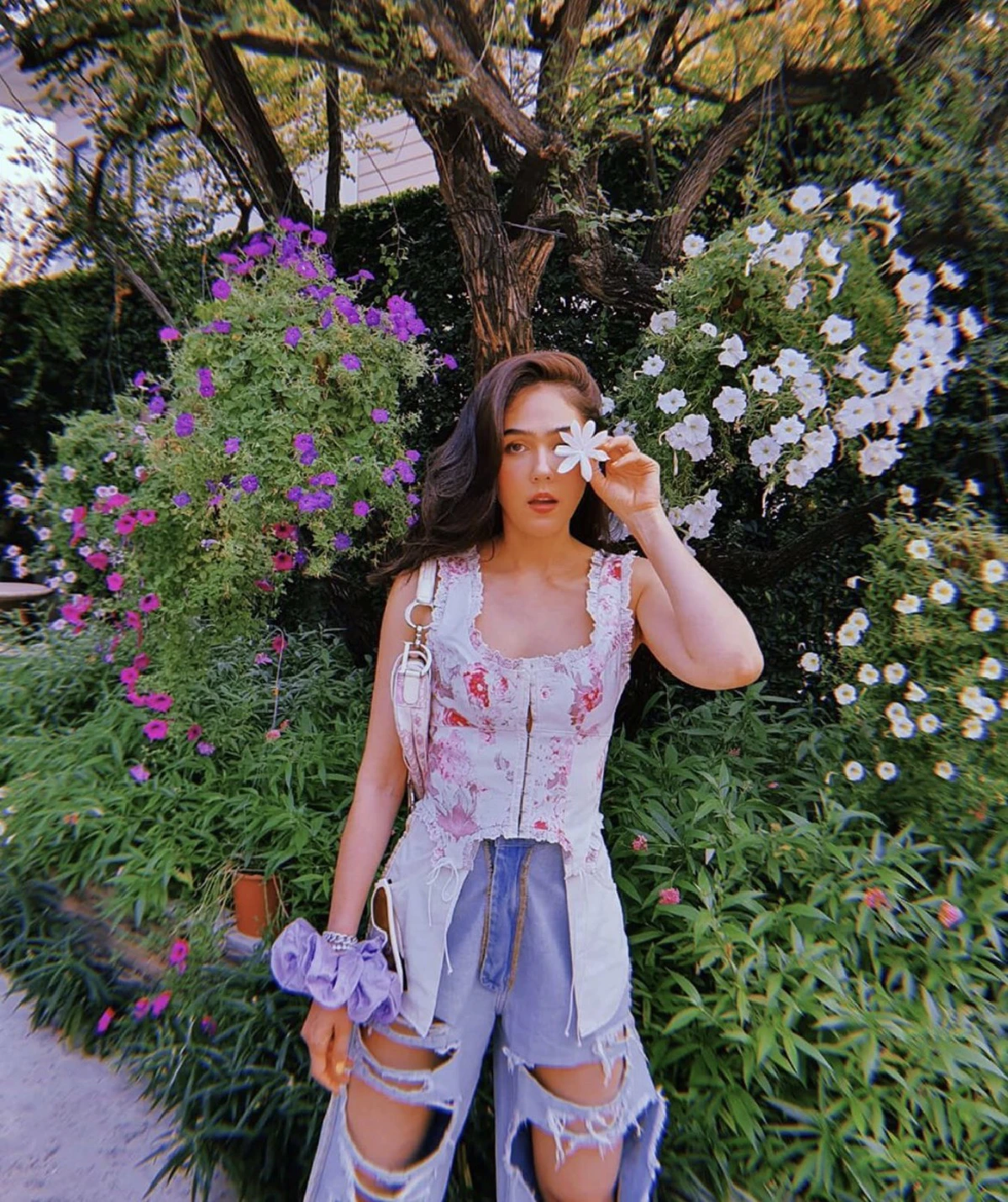 ได้มากแม่! ชมพู่ อารยา สวยปังสาวแฟชั่นนิสต้ากับลุคป้องกันโรคโควิด-19