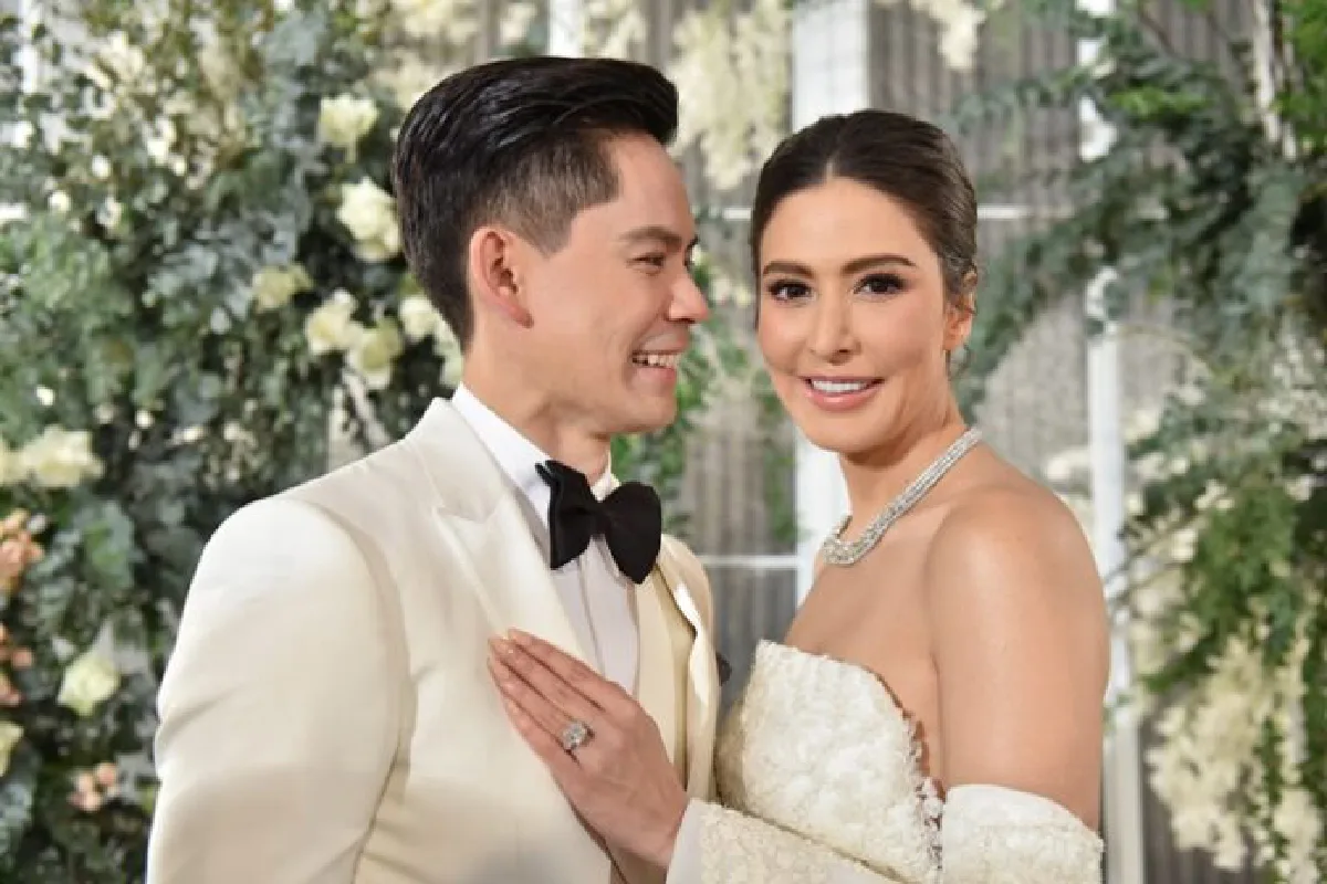 ซูมแหวนเจ้าสาวทุ่งลาเวนเดอร์ “ริต้า” เพชร 8 กะรัต กระแทกตาเบาๆ