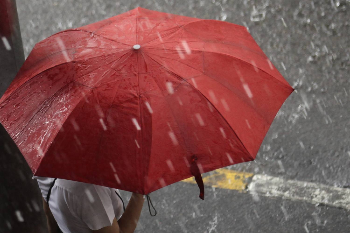 เตือนไทยตอนบนเจอพายุฤดูร้อน 3-5 มี.ค.นี้ ฝนฟ้าคะนอง-ลมกระโชกแรง เตือนไทยตอนบนเจอพายุฤดูร้อน 3-5 มี.ค.นี้ ฝนฟ้าคะนอง-ลมกระโชกแรง