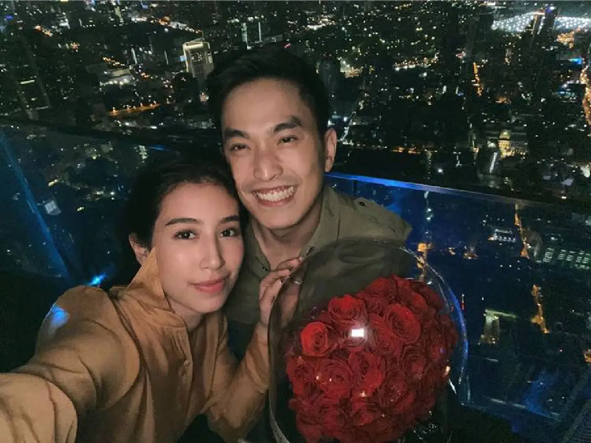 “มิ้นต์-ภูผา” สุดแฮปปี้! ดินเนอร์หวานฉลองวันครบรอบ 8 ปี 