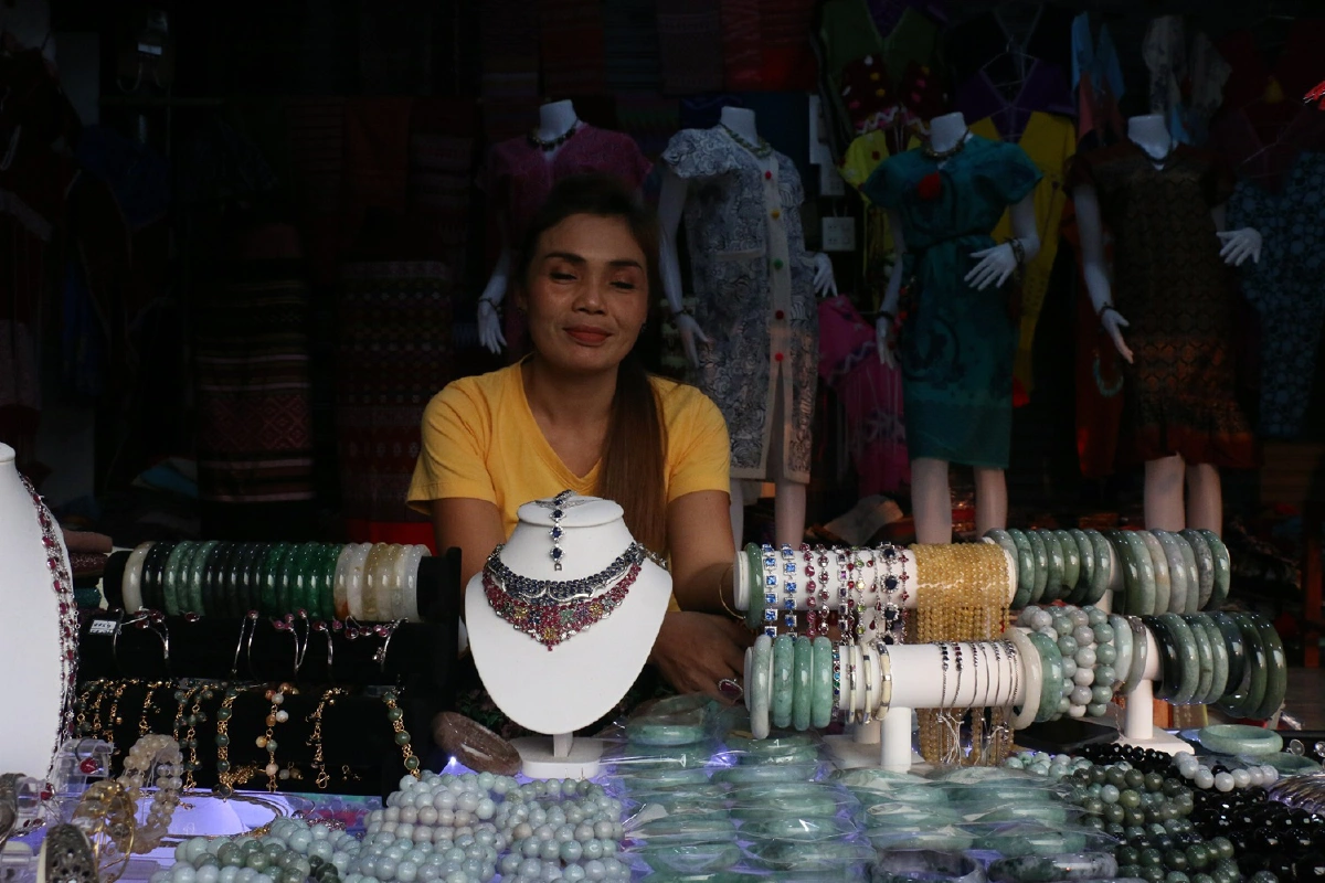 โควิด-19/หมอกควันพ่นพิษท่องเที่ยวสังขละบุรียอดจองห้องพักวูบ