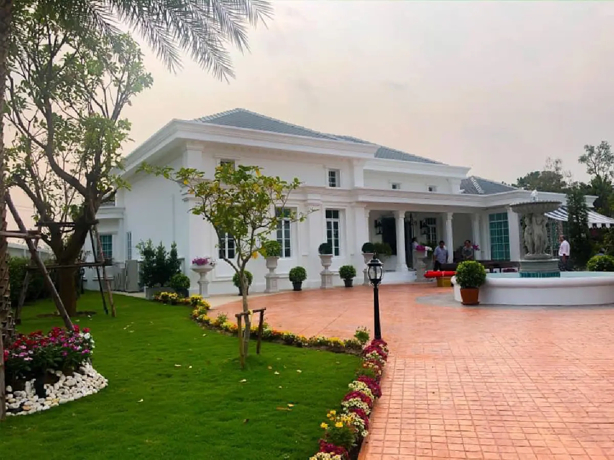 “ใหม่ เจริญปุระ” ถือฤกษ์ดีทำบุญบวงสรวงพระพิฆเนศ พร้อมทำบุญขึ้นบ้านใหม่หลังใหญ่