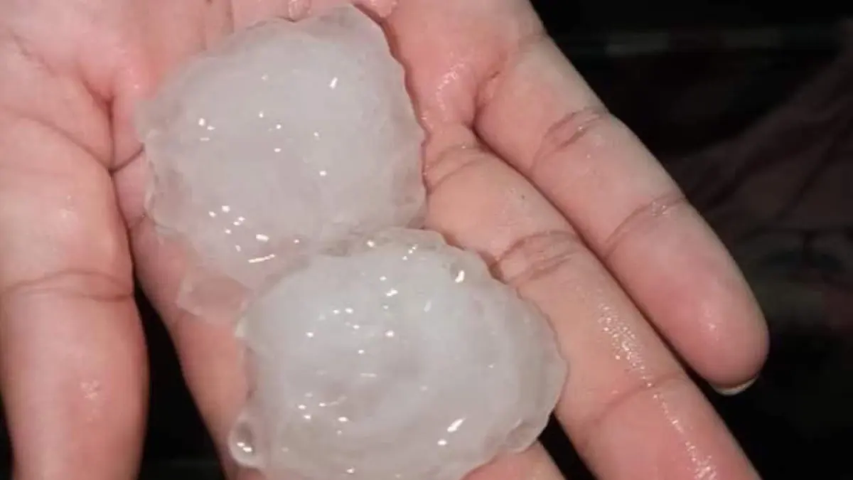 พายุลูกเห็บถล่มขอนแก่นขาวโพลนหลายพื้นที่-ผู้ว่าฯสั่งเฝ้าระวัง 26 อำเภอ