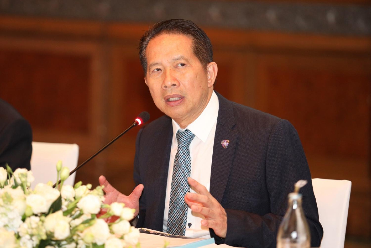 กกร.หั่นจีดีพีเหลือ 1.5% ชี้วิกฤตไวรัสโควิด-19 กระทบเครื่องยนต์เศรษฐกิจดับยาว กกร.หั่นจีดีพีเหลือ 1.5% ชี้วิกฤตไวรัสโควิด-19 กระทบเครื่องยนต์เศรษฐกิจดับยาว