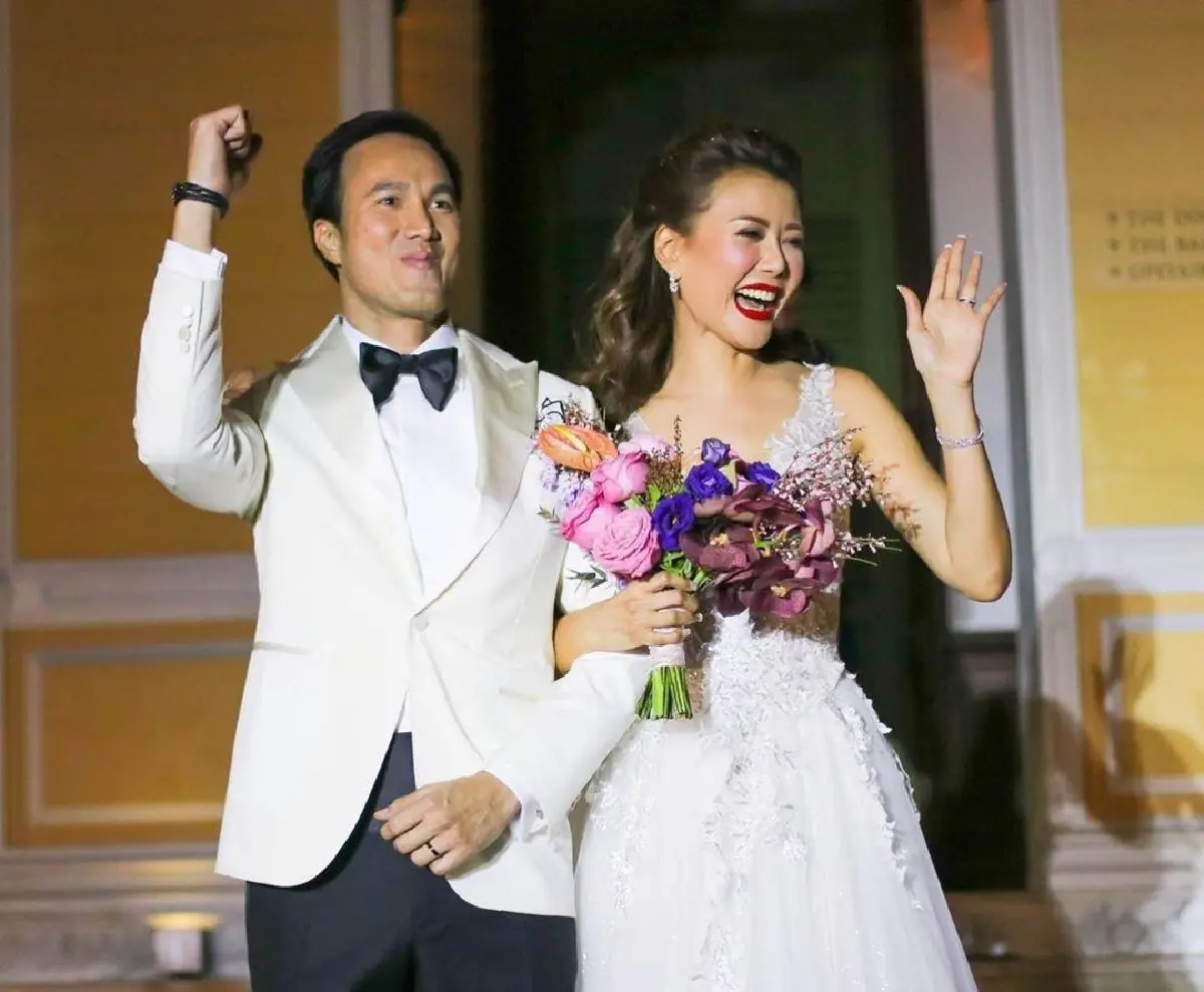 เก๋ ชลลดา มอบเงินของขวัญแต่งงานเกือบ 5 แสนให้มูลนิธิช่วยเหลือสัตว์ยากไร้