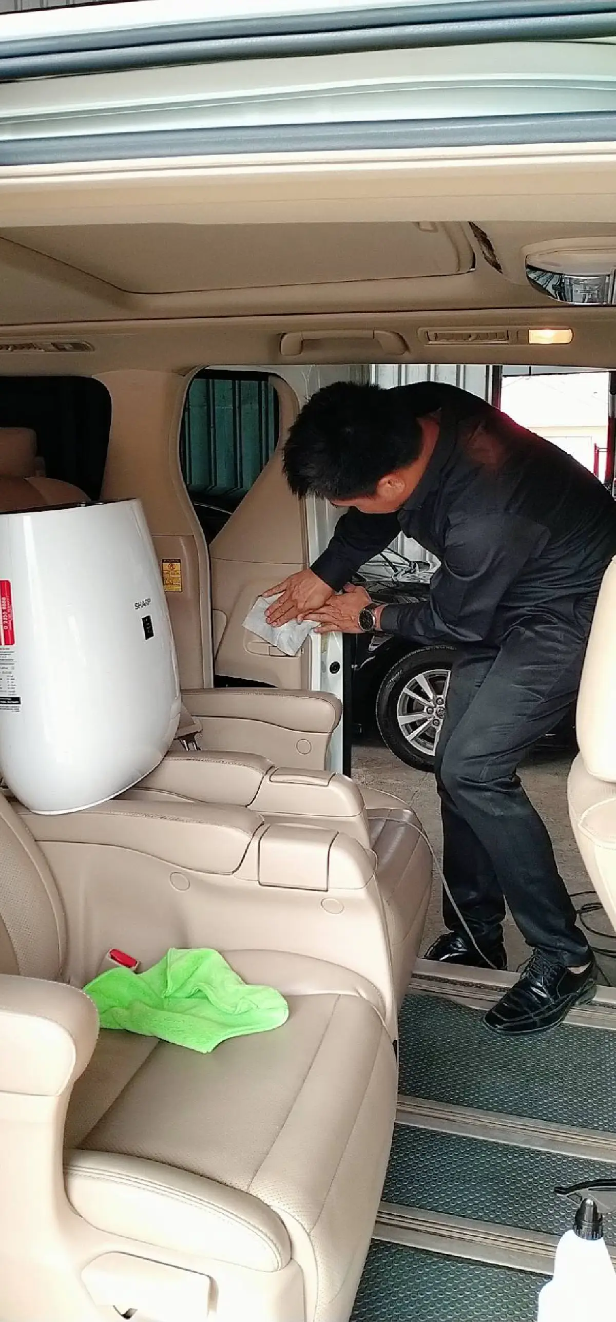 ทุกการเดินทางปลอดภัย มั่นใจสูงสุด ไปกับ The Black Tie Service