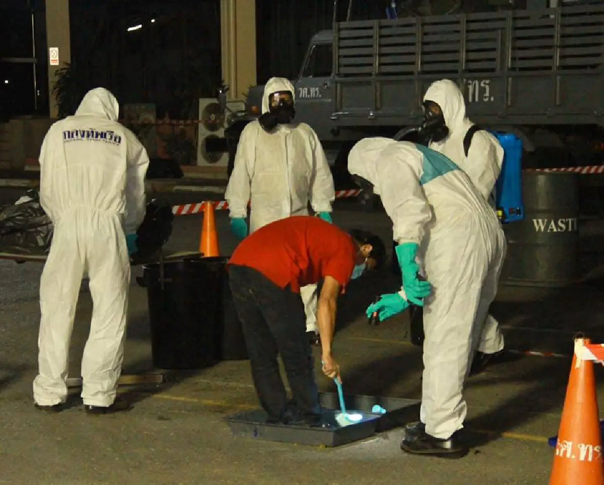 แรงงานไทยจากเกาหลีชุดแรกเข้าเฝ้าดูอาการที่สัตหีบแล้ว