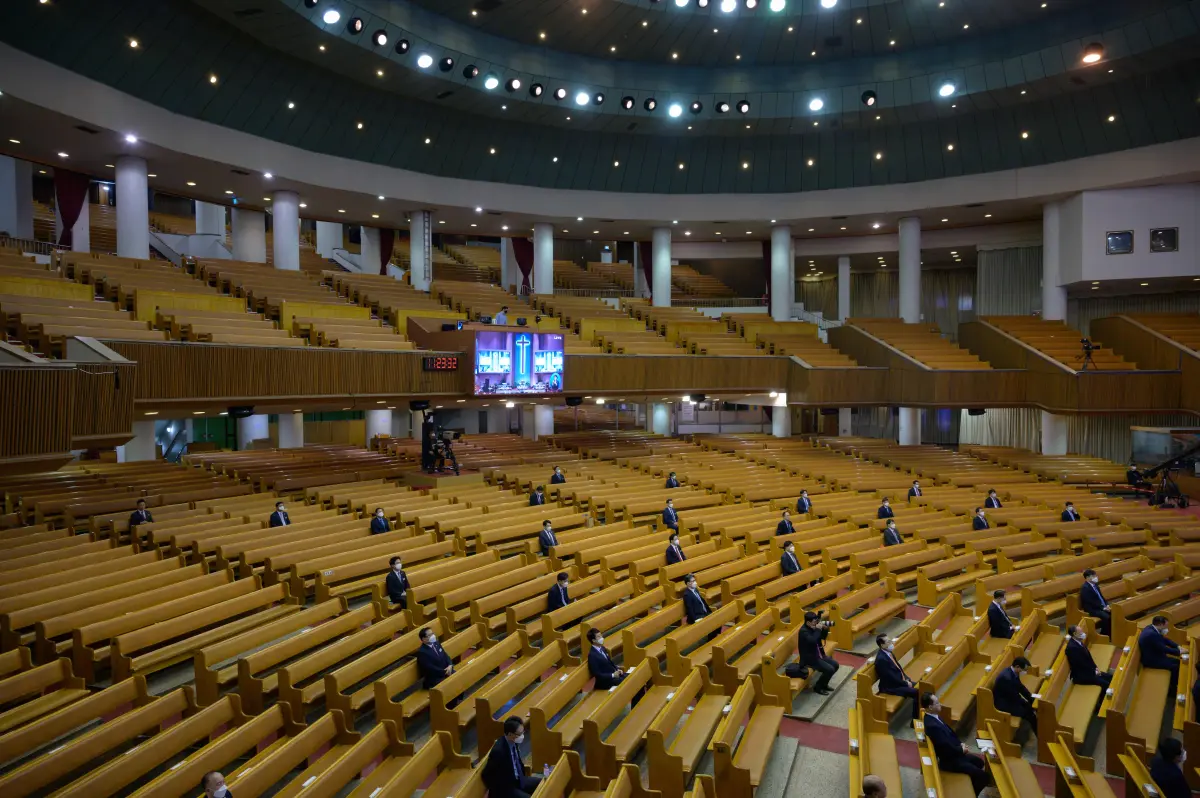 ชีวิตต้องเดินหน้าต่อไป ชมสารพัดวิธีเอาตัวรอดของชาวโลกยุคไวรัส