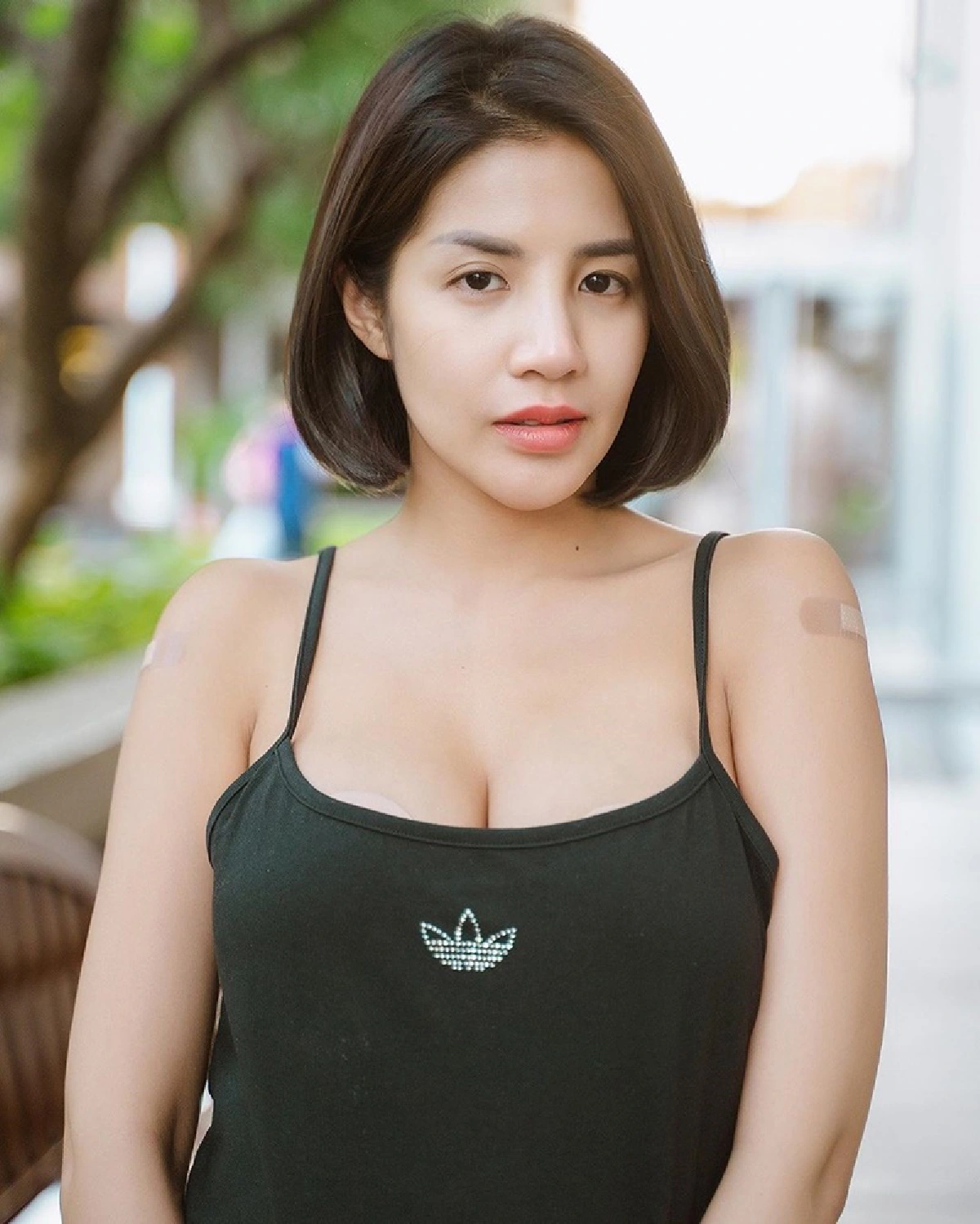 “ใบเตย” เผยลุคใหม่ผมสั้นรับหน้าร้อน แต่เจอสามี “ดีเจแมน” เมนต์ไม่ถูกใจ