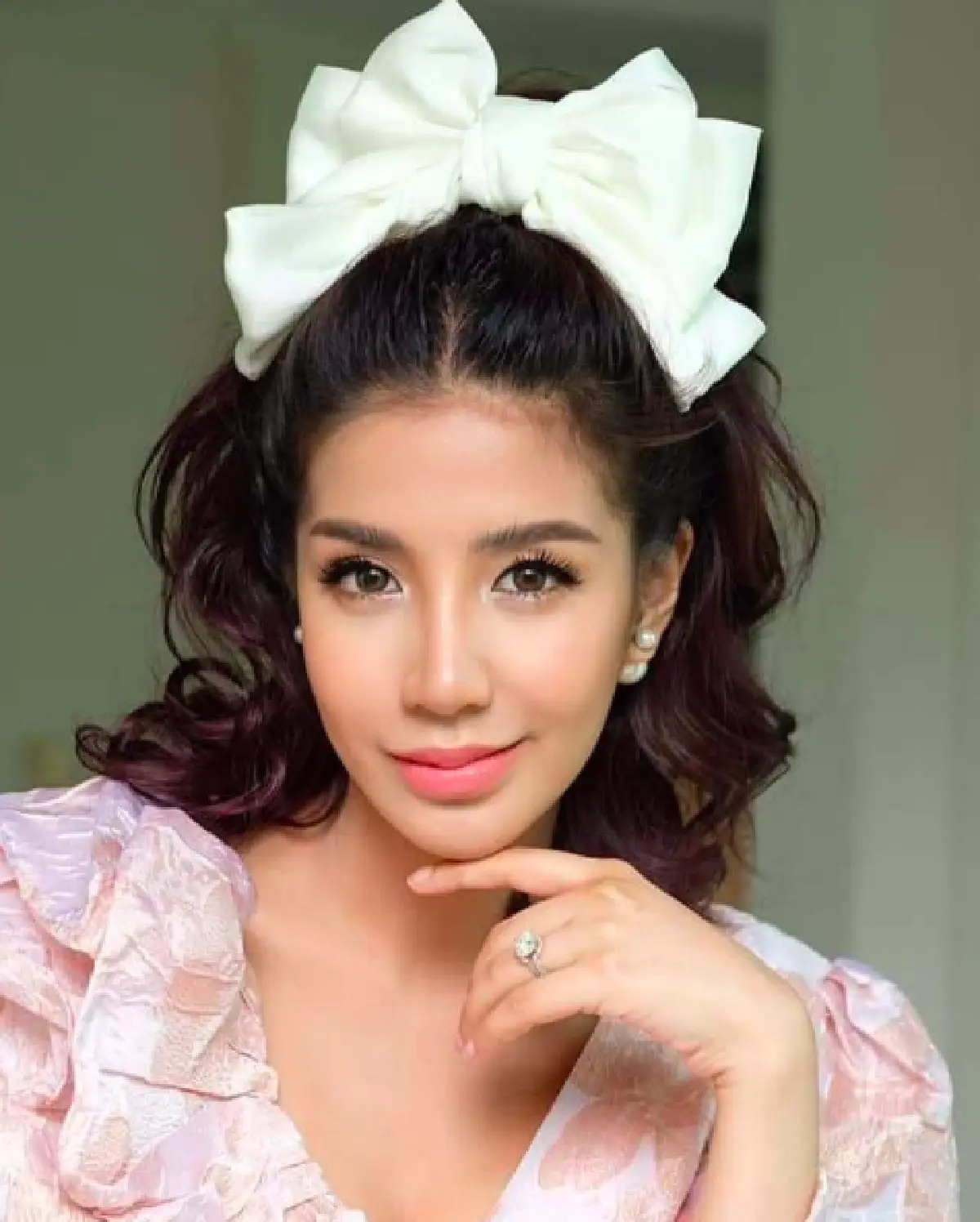 “ใบเตย” เผยลุคใหม่ผมสั้นรับหน้าร้อน แต่เจอสามี “ดีเจแมน” เมนต์ไม่ถูกใจ