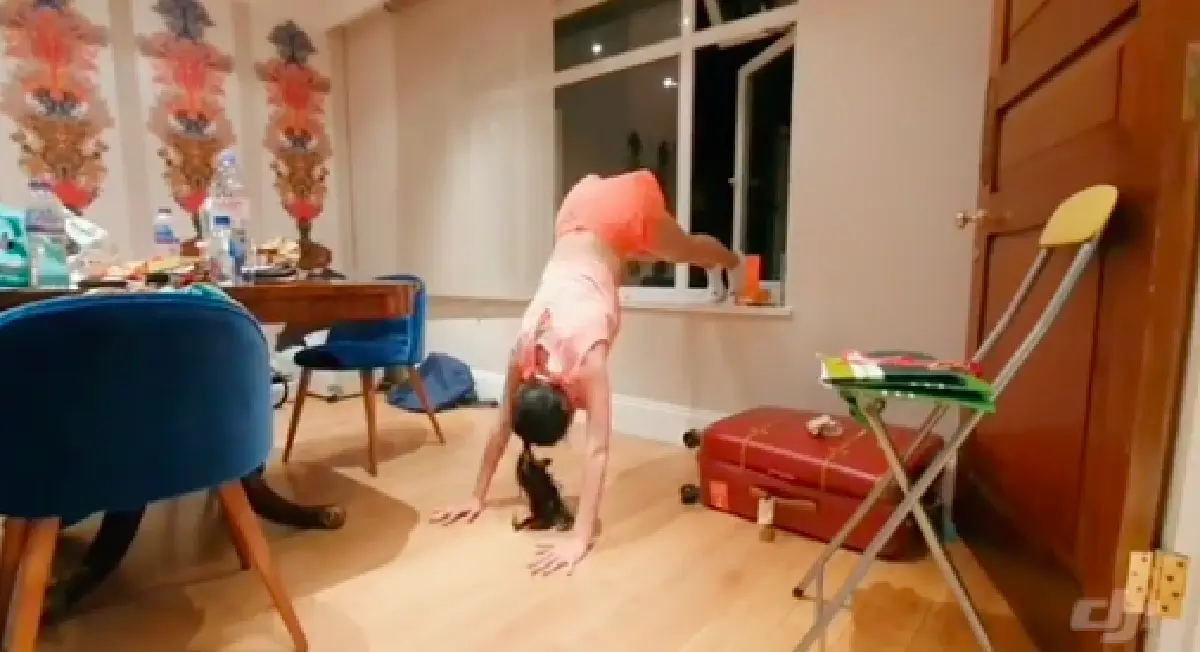  ส่องอุปกรณ์ออกกำลังกายของ “แพนเค้ก” ที่ควานหาได้รอบตัวได้