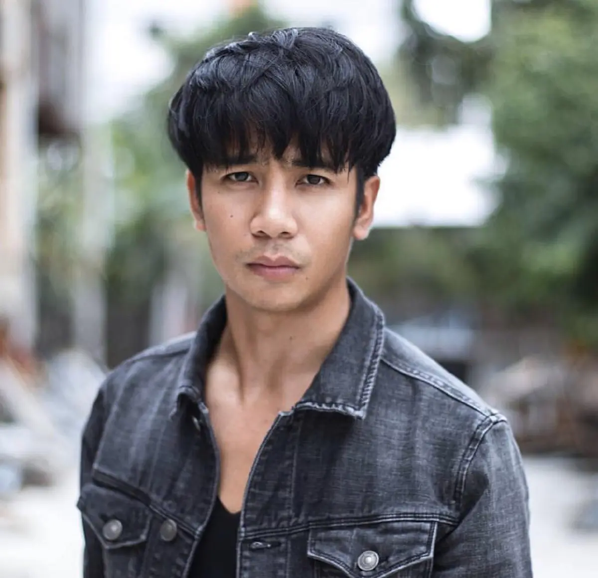 ก้อง ห้วยไร่ ควักกระเป๋าบริจาค 1 แสน! ซื้อหน้ากากอนามัยให้แพทย์และพยาบาล