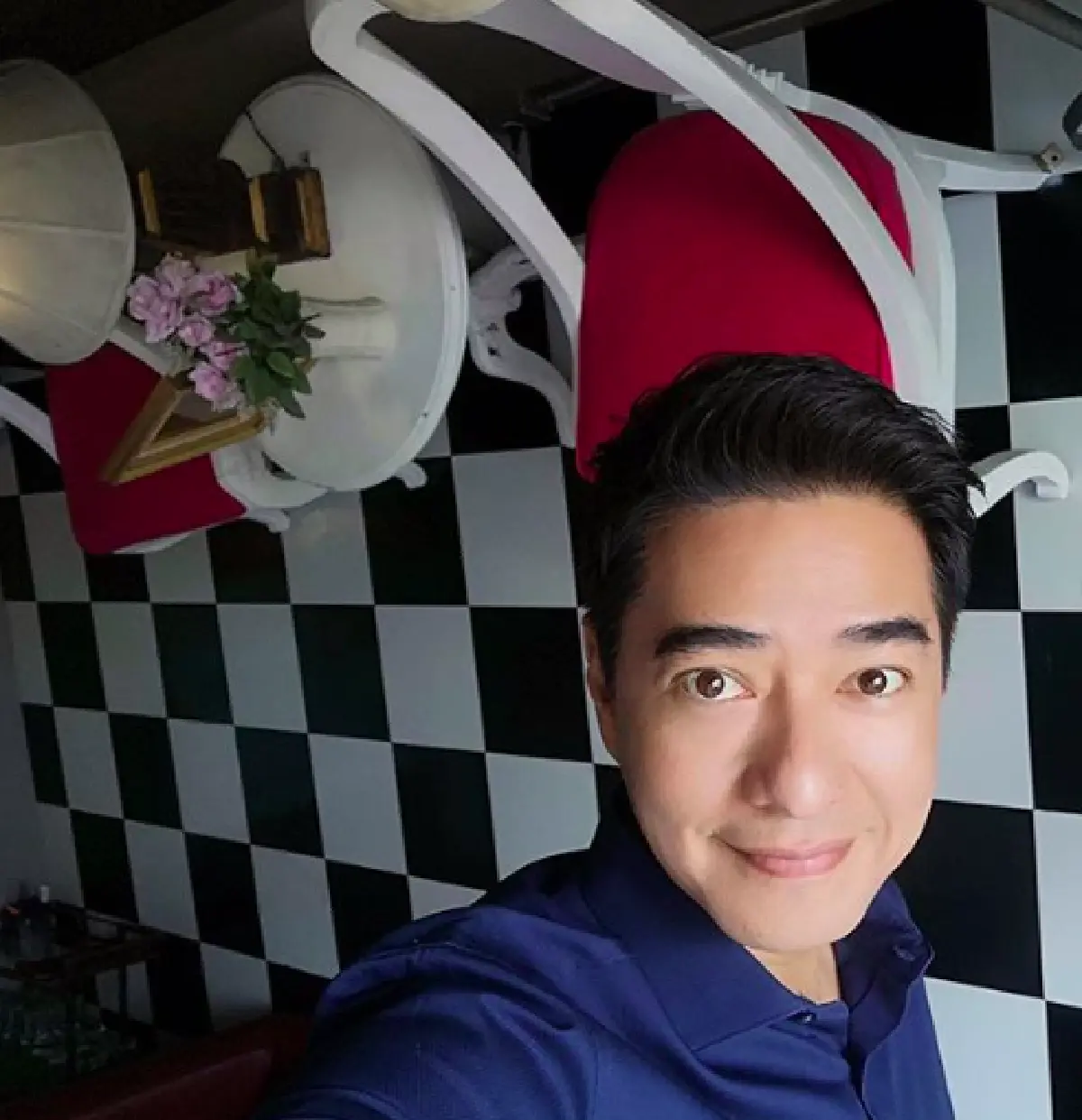 “ก้อง สหรัถ” วัย 51 ปี เปิดอินสตาแกรมแล้ว ประเดิมด้วยรูปเซลฟี่หล่อกระชากใจ