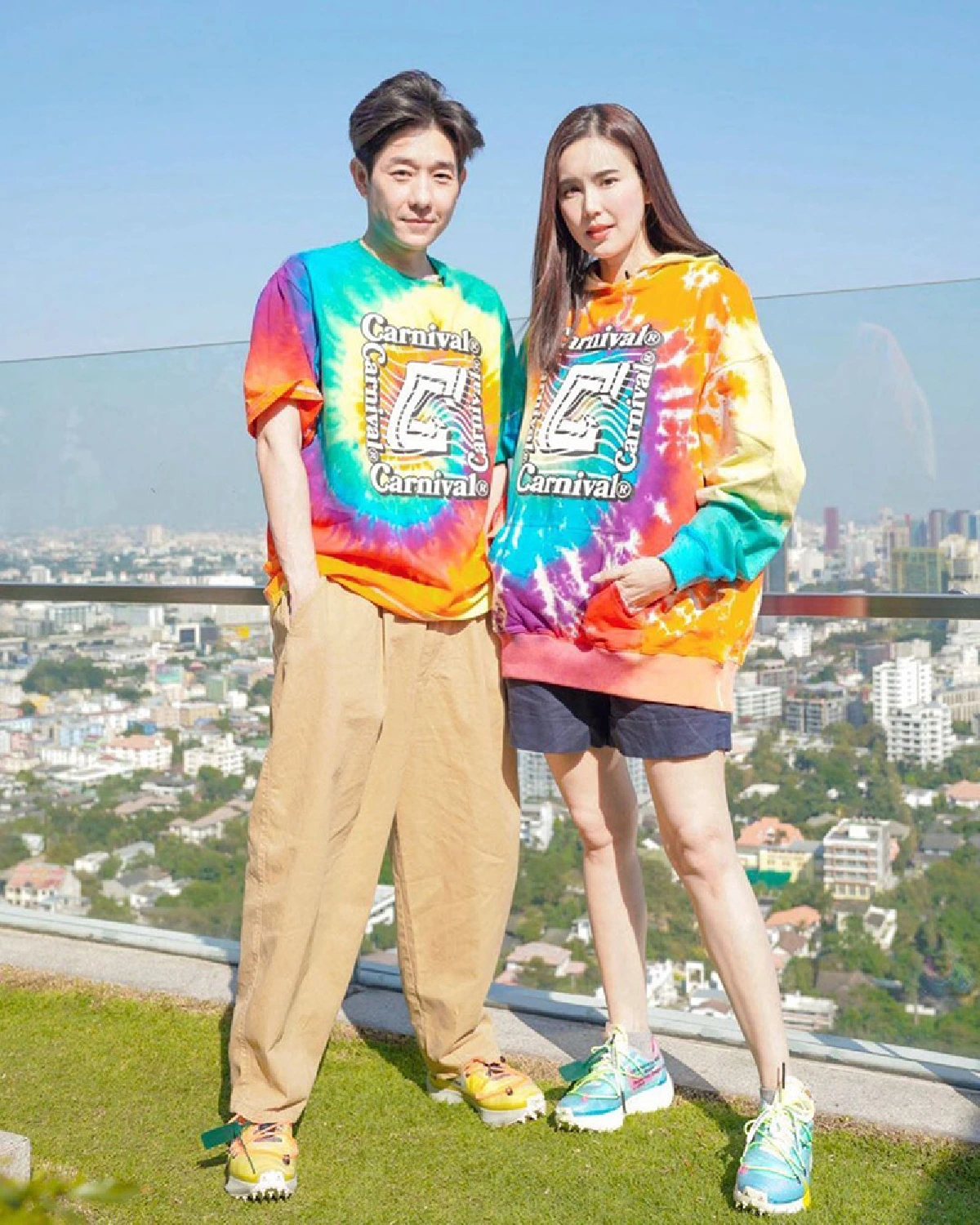 นานๆจะเซ็กซี่! เจี๊ยบ พิจิตตรา อวดกล้ามท้องสวยบอกขอพ่อแล้วลงได้