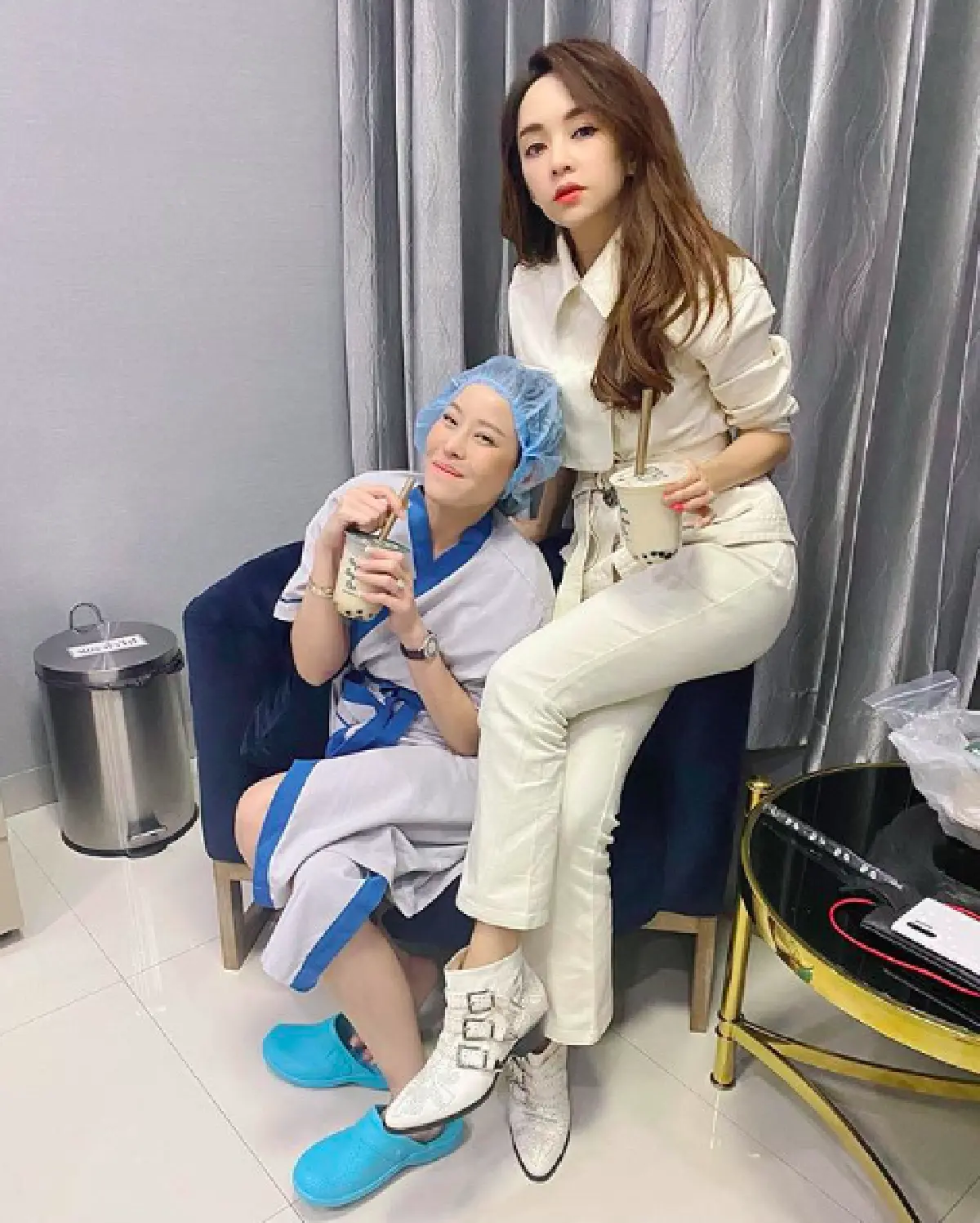 "เป้ย ปานวาด" ถูกชาวเน็ตทัก..กักตัวยังไม่ครบกำหนด ทำไมออกมาข้างนอก