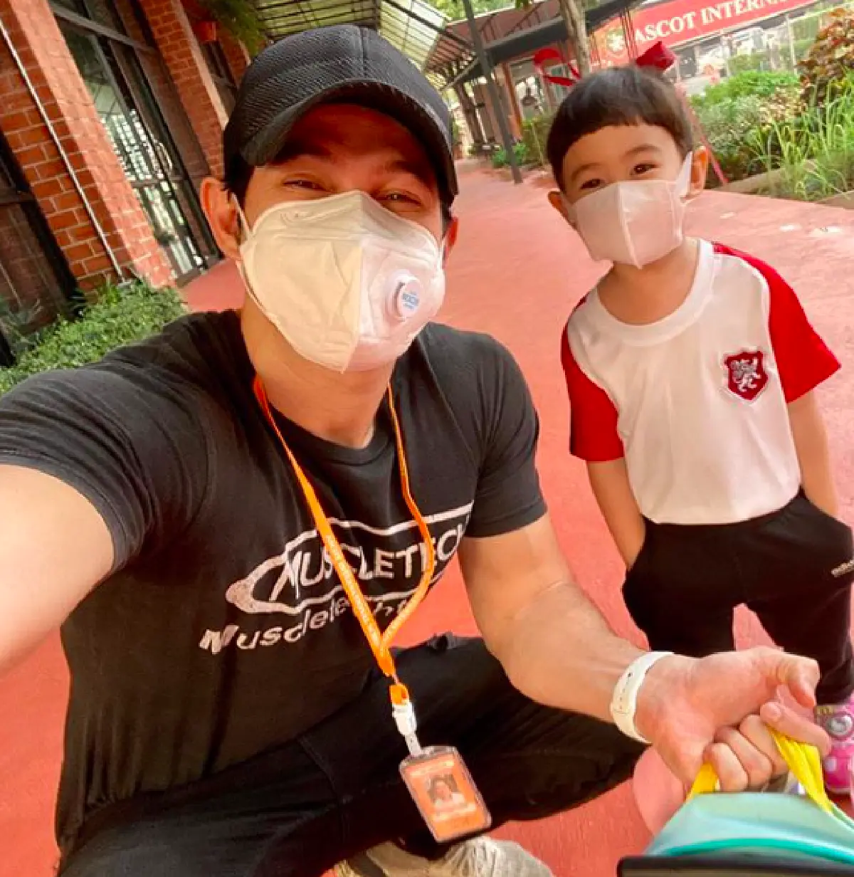 "น้องพลอยเจ" สุดน่ารัก! ชวนทุกๆ คน มาใส่หน้ากากอนามัยกัน