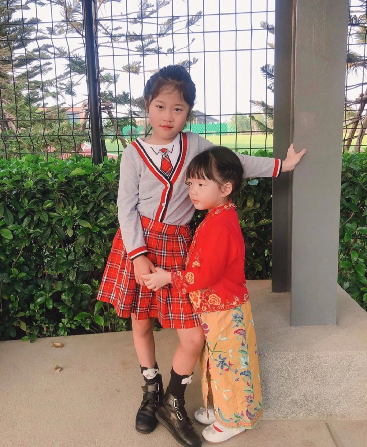 น้องเป่าเปา ตื่นเช้ามาแต่งสวย! เป็นสาวมาเลเซียไปร่วมงานวันนานาชาติ