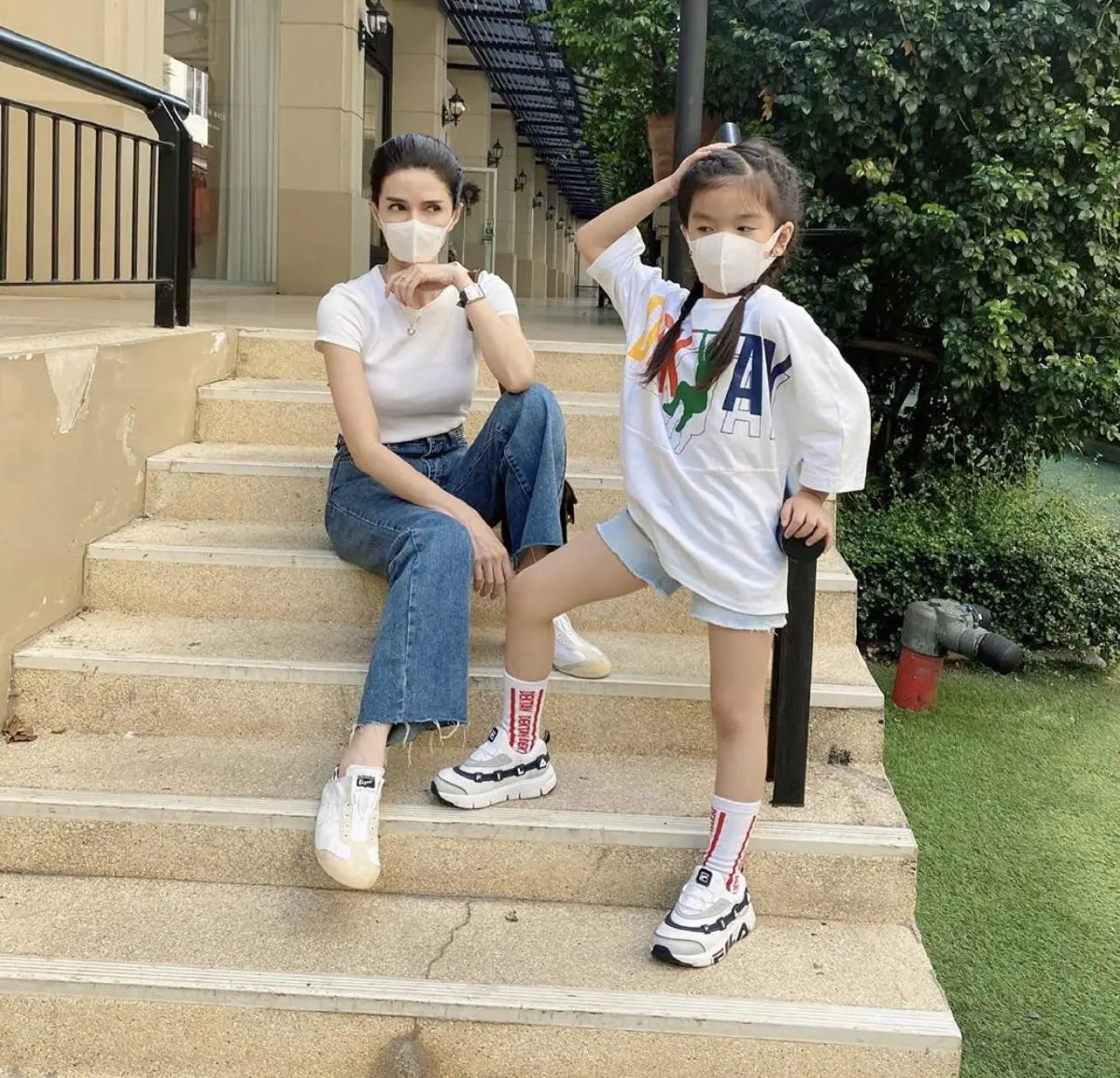 แม่โบว์-น้องมะลิ โชว์ผลตรวจโควิด-19 ขอโทษที่ทำให้ทุกคนเป็นห่วง