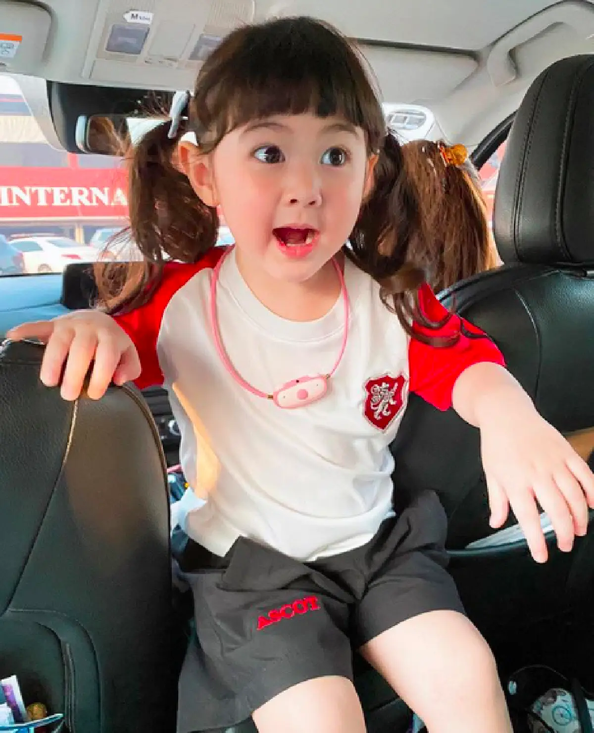 "น้องพลอยเจ" สุดน่ารัก! ชวนทุกๆ คน มาใส่หน้ากากอนามัยกัน