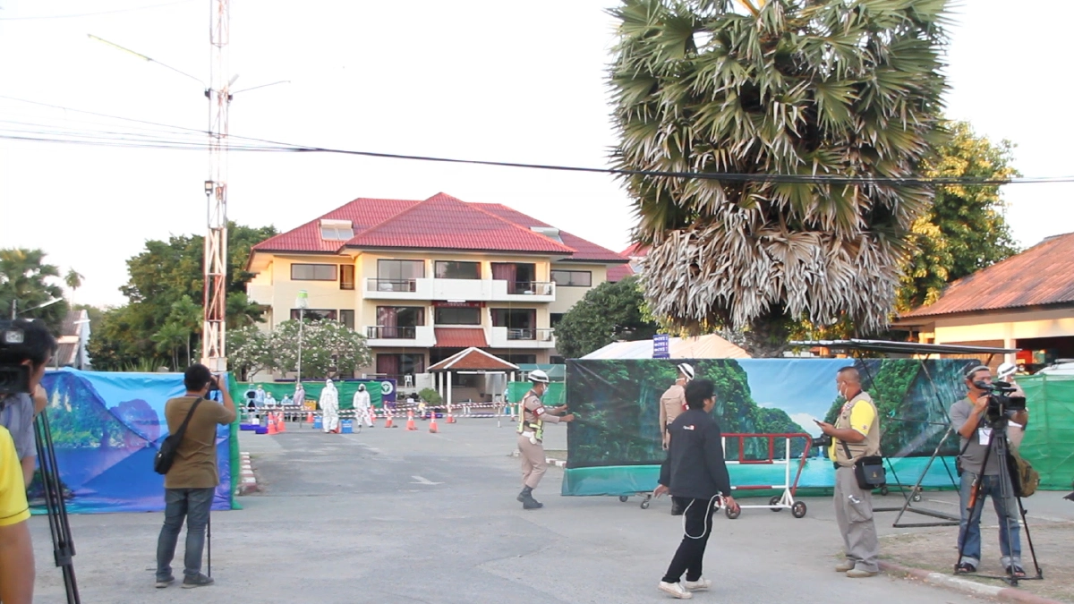 ทร.เตรียมปิดศูนย์ฯที่สัตหีบตามคำสั่งรัฐบาลพร้อมส่งผีน้อย 240 รายกลับบ้าน