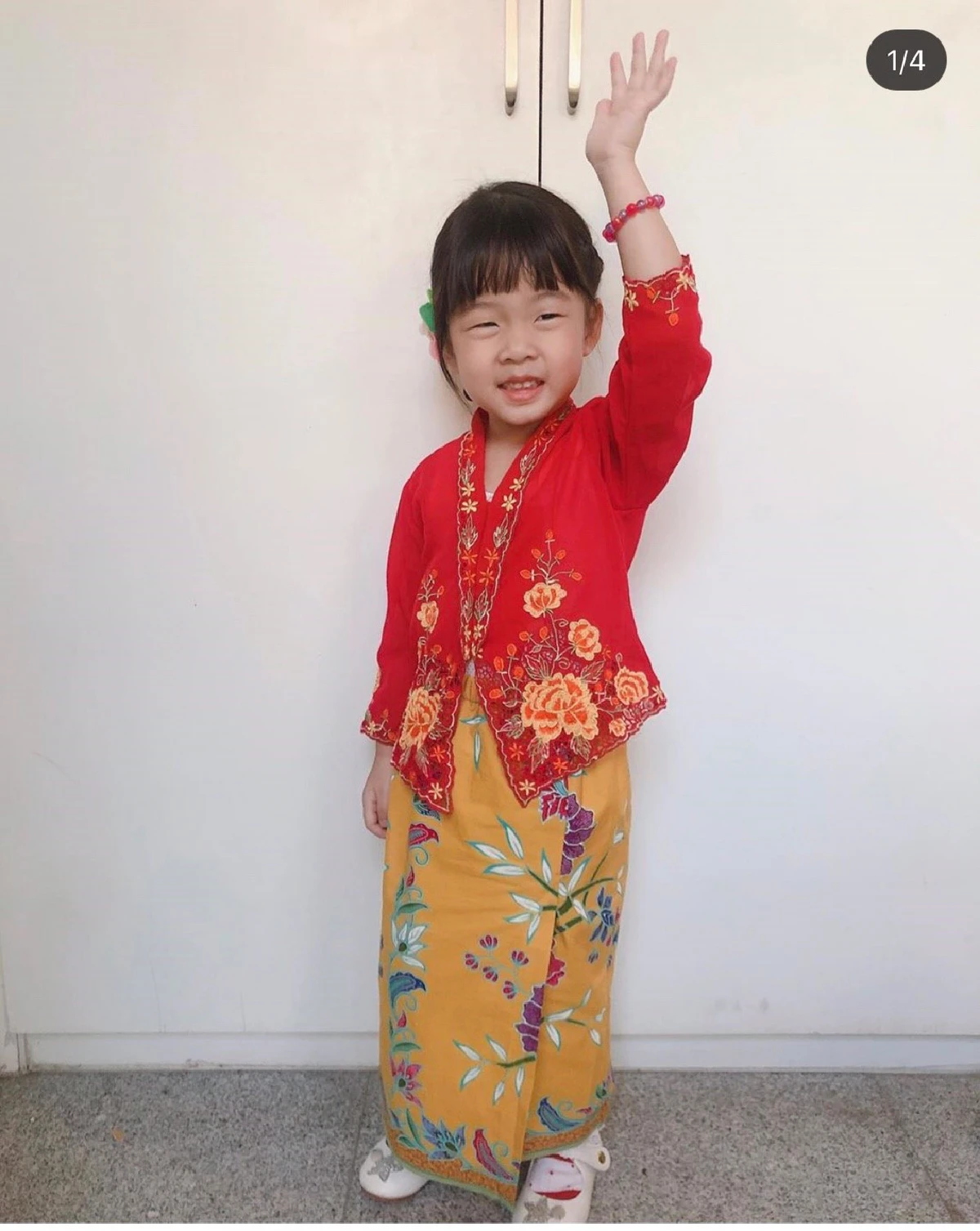 น้องเป่าเปา ตื่นเช้ามาแต่งสวย! เป็นสาวมาเลเซียไปร่วมงานวันนานาชาติ