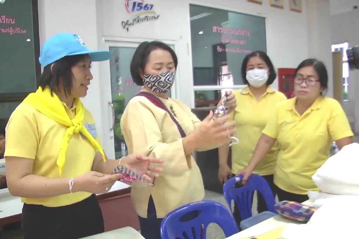 แรงงานไทยกลับจากเกาหลีรายงานตัวสสจ.พะเยา38คน ไม่พบติดเชื้อโควิด-19