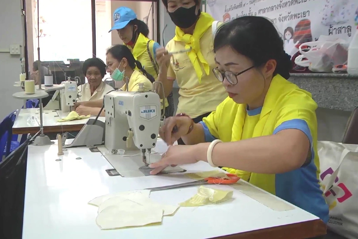 แรงงานไทยกลับจากเกาหลีรายงานตัวสสจ.พะเยา38คน ไม่พบติดเชื้อโควิด-19