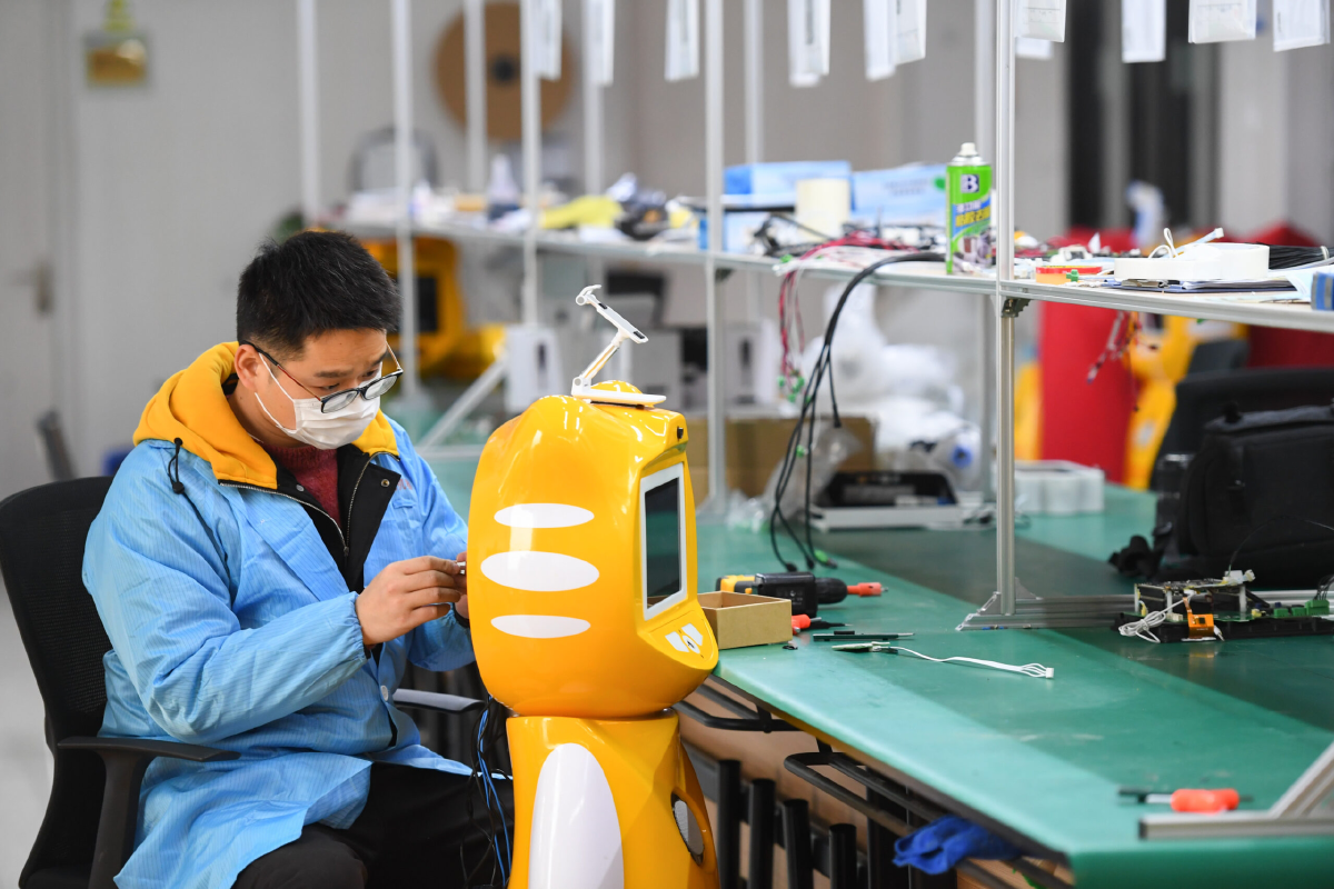  จีนคิดค้นหุ่นยนต์ช่วยตรวจโรคมนุษย์ออฟฟิศก่อนเข้างาน