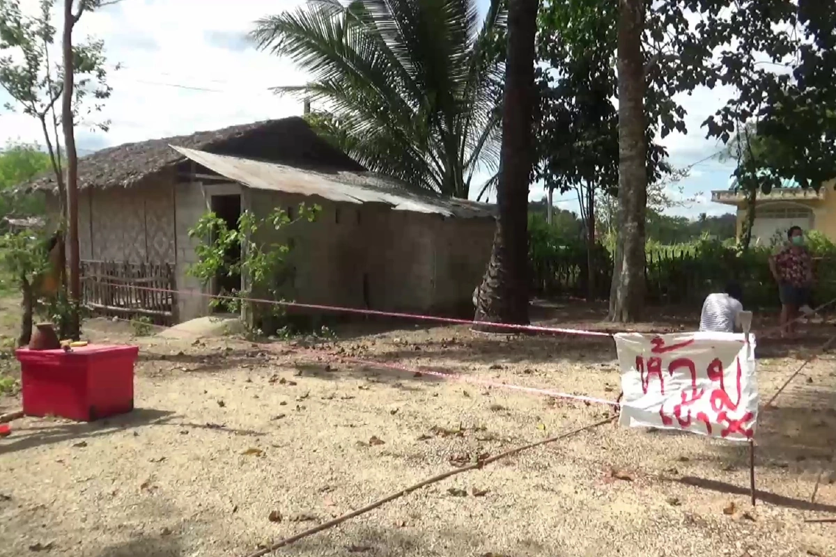 สาทิตย์รุดเคลียร์ชาวบ้านจ้องไล่2สาวกลับจากจีนถูกกักตัวในพื้นที่ห้วยยอด