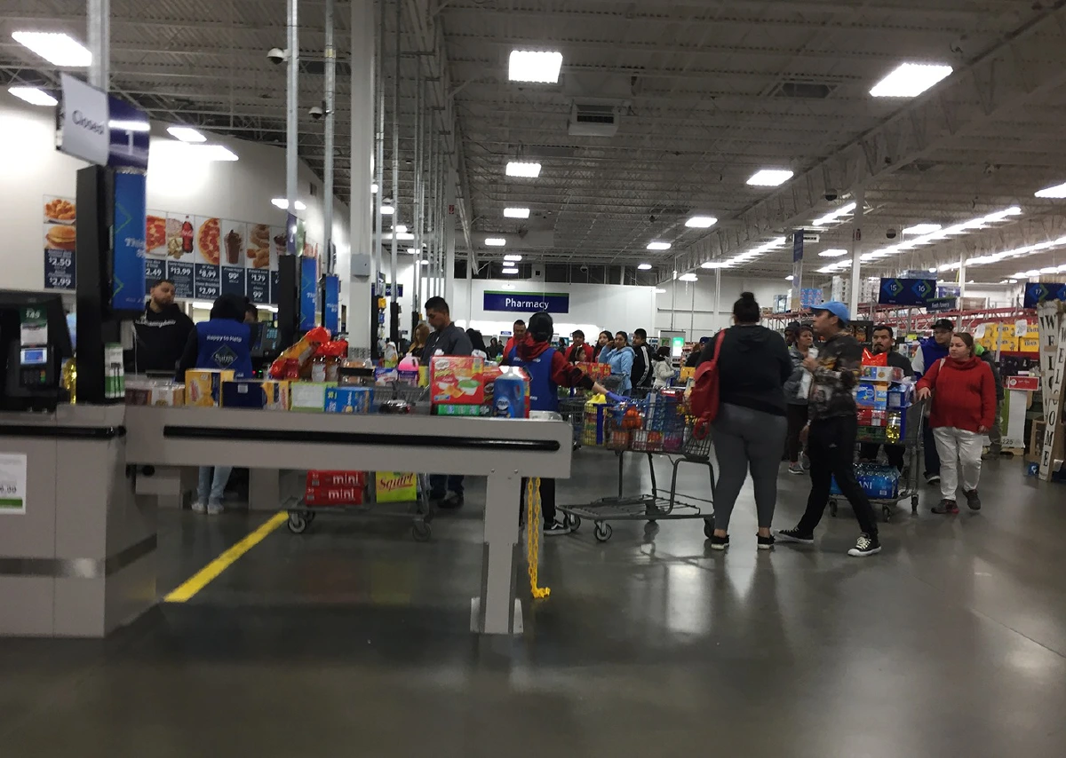 คนไทยในสหรัฐแชร์ภาพโกลาหล อเมริกันตุนของใช้จนเกลี้ยง