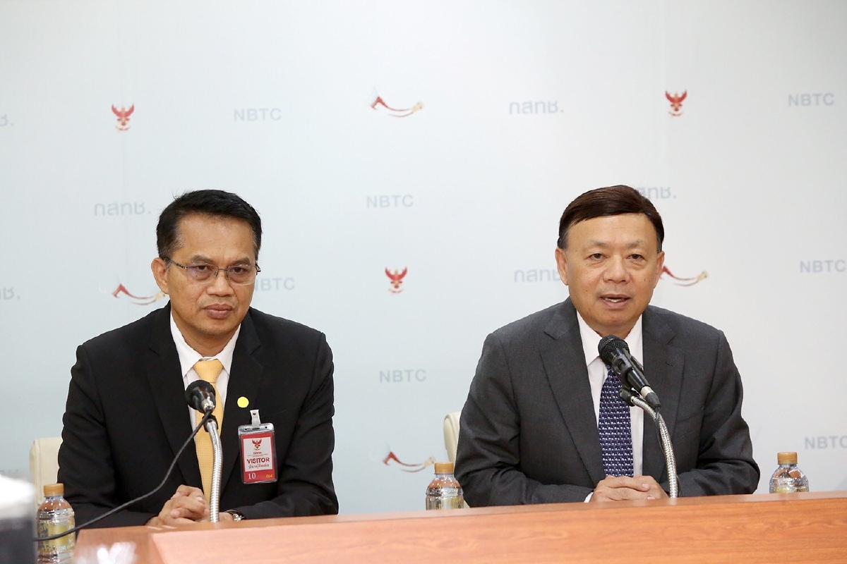 แจกซิมฟรี ทั้งคนไทย-ต่างชาติกลับจากประเทศกลุ่มเสี่ยงติดโควิด-19 แจกซิมฟรี ทั้งคนไทย-ต่างชาติกลับจากประเทศกลุ่มเสี่ยงติดโควิด-19