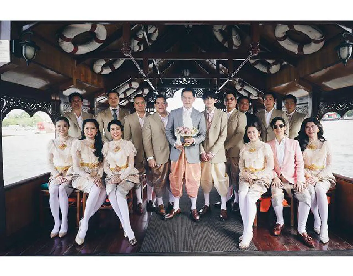 “พ่อฟลุค” เผยเหตุผลทำไม “น้องอชิ” ถึงหล่อและรวยที่สุดในวันงานหมั้น