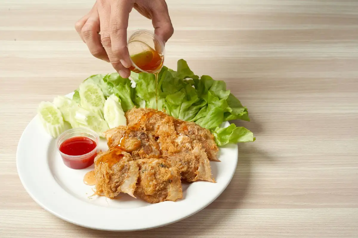 รวมมิตร 17 ร้านดัง กับสุดยอดเมนูที่น่าสั่งมานั่งกินที่บ้าน