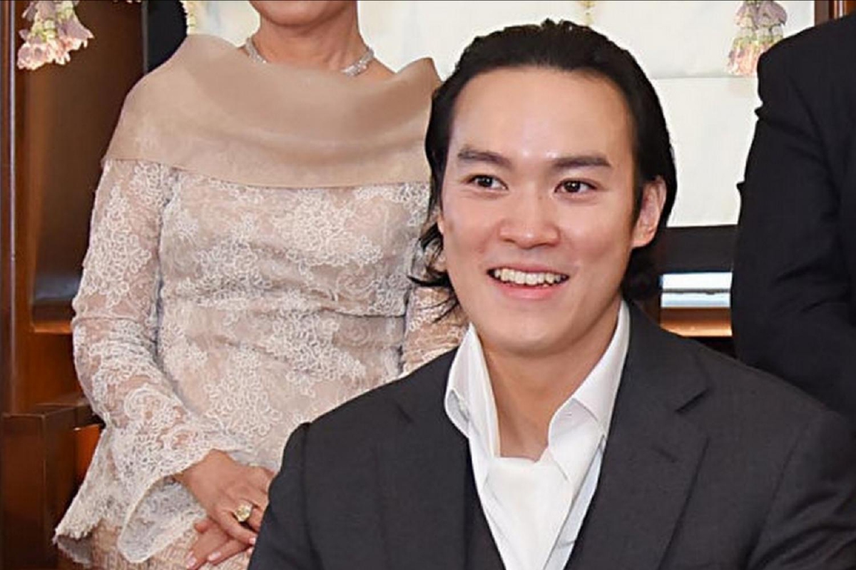 ลูกเขยสุเทพ ติดเชื้อ COVID-19 ล่าสุดครอบครัวกักตัวเฝ้าดูอาการแล้ว ลูกเขยสุเทพ ติดเชื้อ COVID-19 ล่าสุดครอบครัวกักตัวเฝ้าดูอาการแล้ว