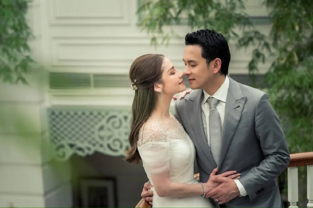  สู้ COVID-19 ไม่ไหว! “ฟลุค-นาตาลี” ยอมเลื่อนวันงานฉลองมงคลสมรส 