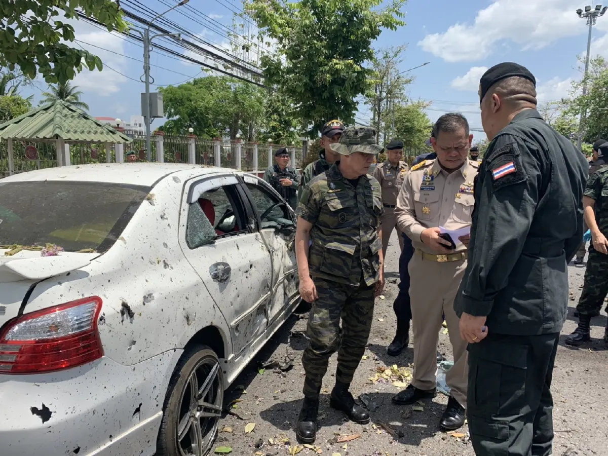 "บิ๊กแป๊ะ" รุดลงยะลาตรวจเหตุคาร์บอมบ์ สั่งเร่งหาตัวผู้ก่อเหตุ