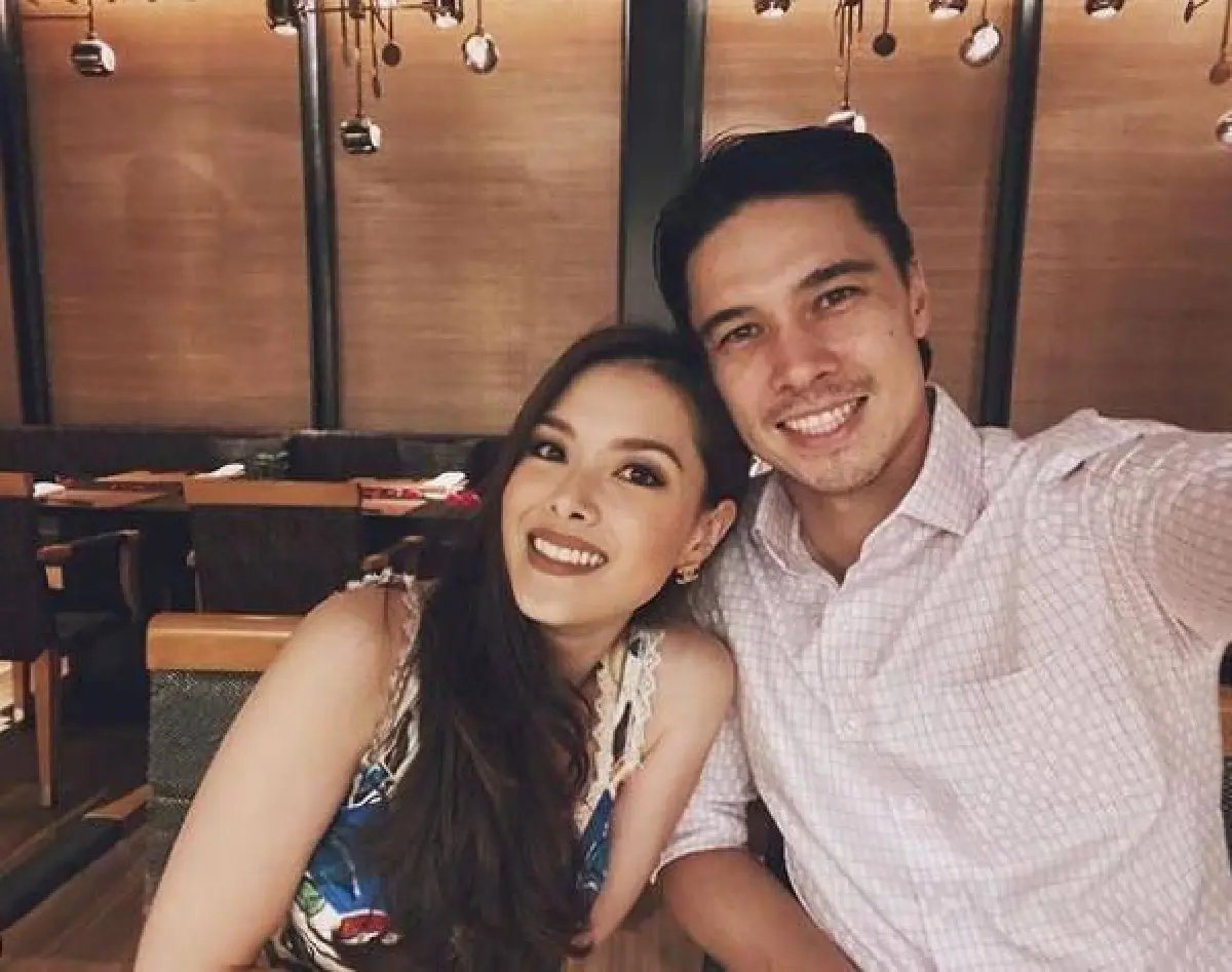 แมทธิว-ลิเดีย บริจาคพัดลมให้กรมควบคุมโรค หลังคนที่ไปรอตรวจโควิด-19 เยอะมาก