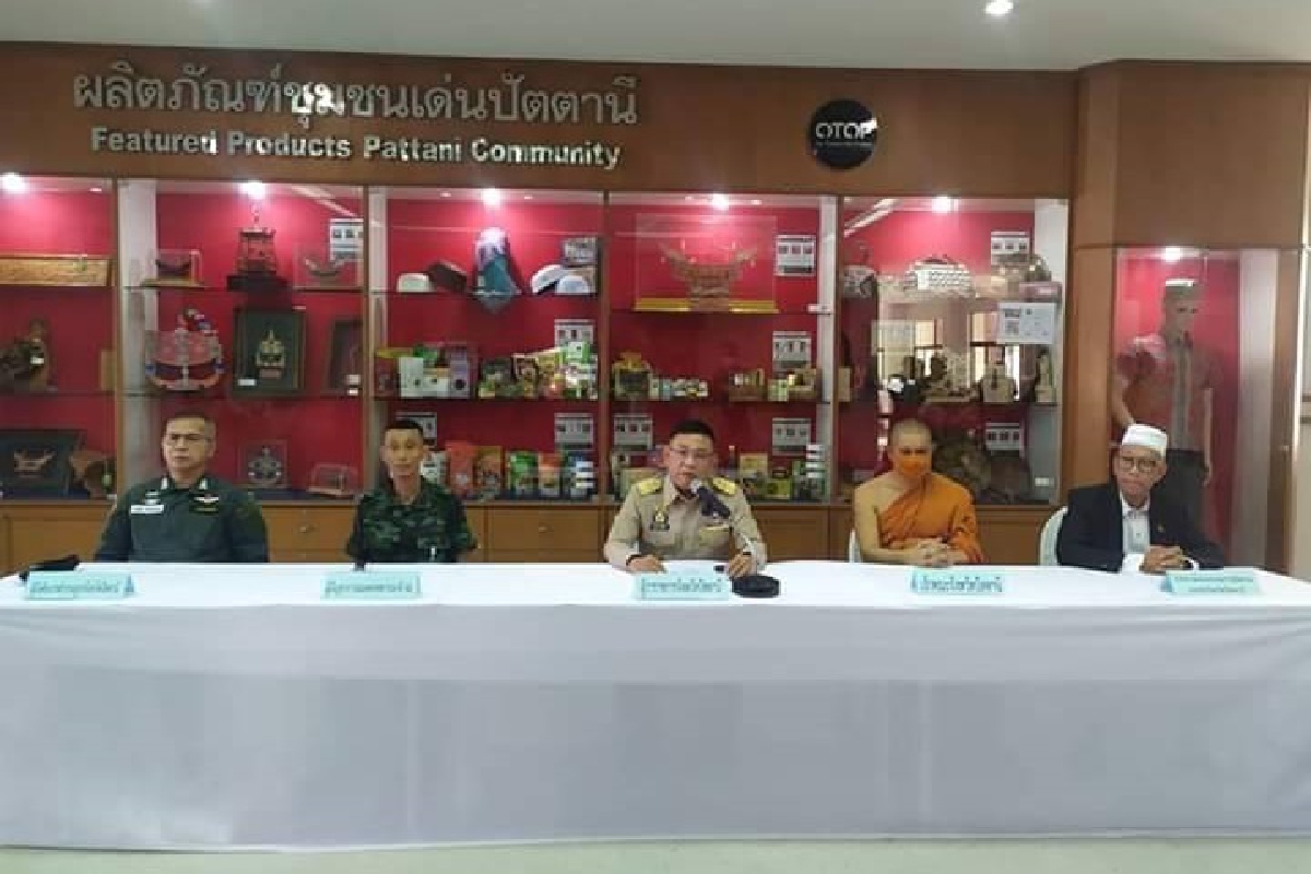 ปัตตานีพบผู้ติดเชื้อโควิดรายแรกกลับจากชุมนุมศาสนาที่มาเลเซีย ปัตตานีพบผู้ติดเชื้อโควิดรายแรกกลับจากชุมนุมศาสนาที่มาเลเซีย