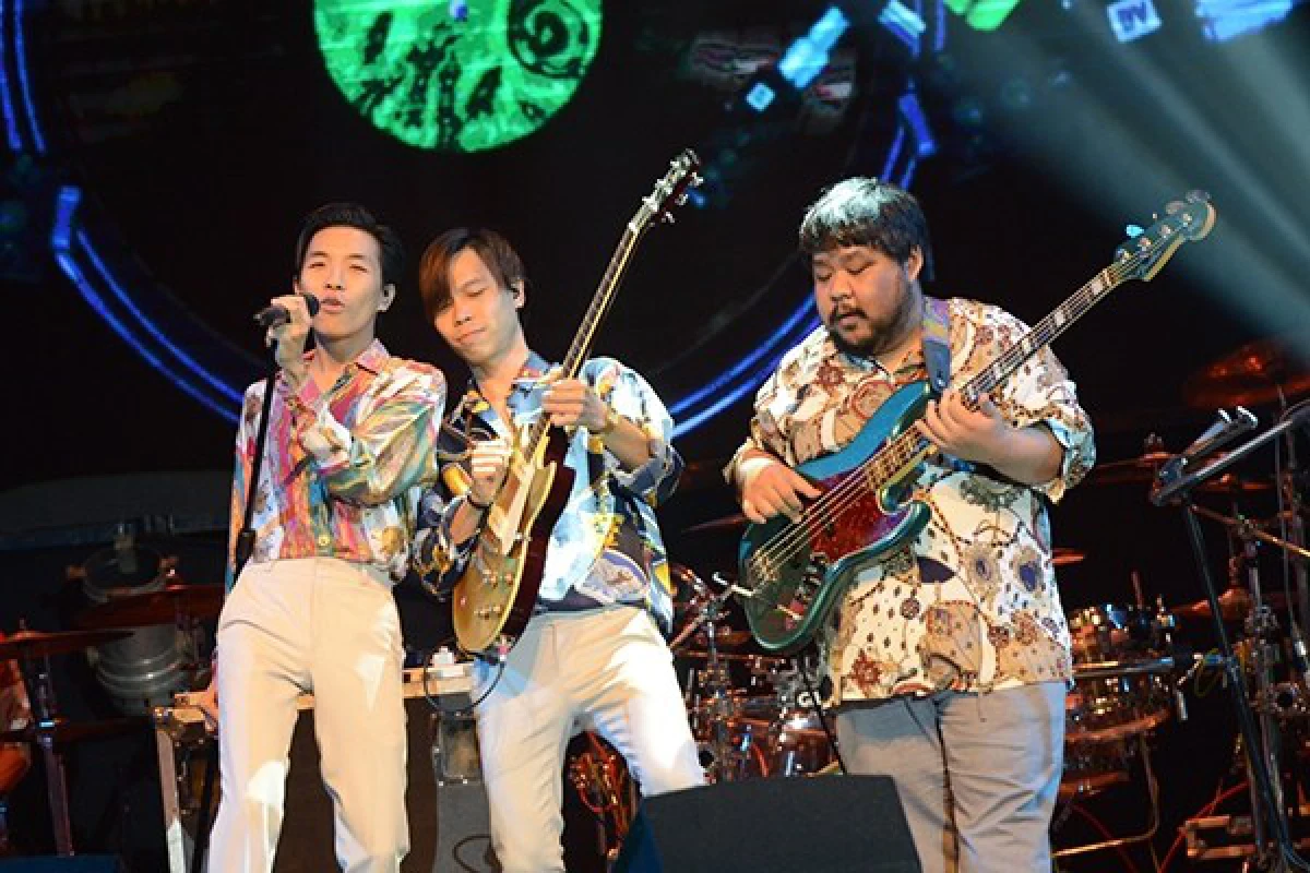 “POLYCAT” และทีมงานประกาศกักตัว 14 วัน หลังพบแฟนคลับติดเชื้อ COVID-19