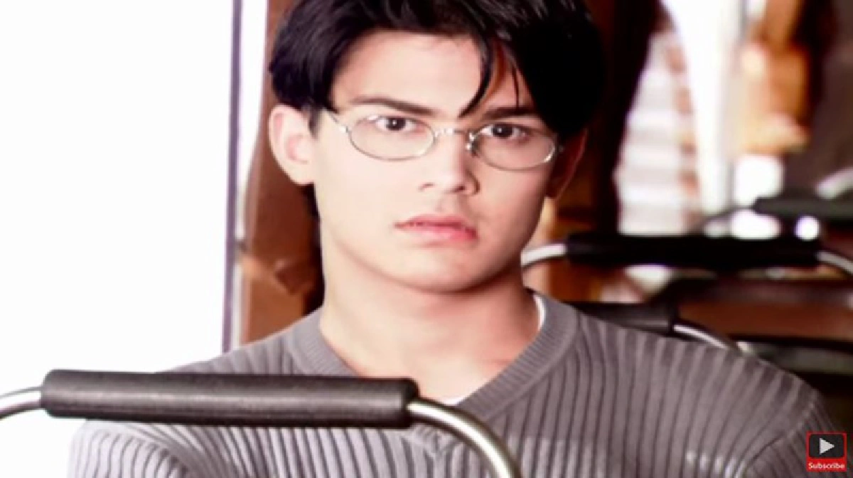 นิโคล เทริโอ แชะภาพคู่พระเอก MV บุษบา 20 ปีผ่านไปยังสวยหล่อไม่เปลี่ยน 